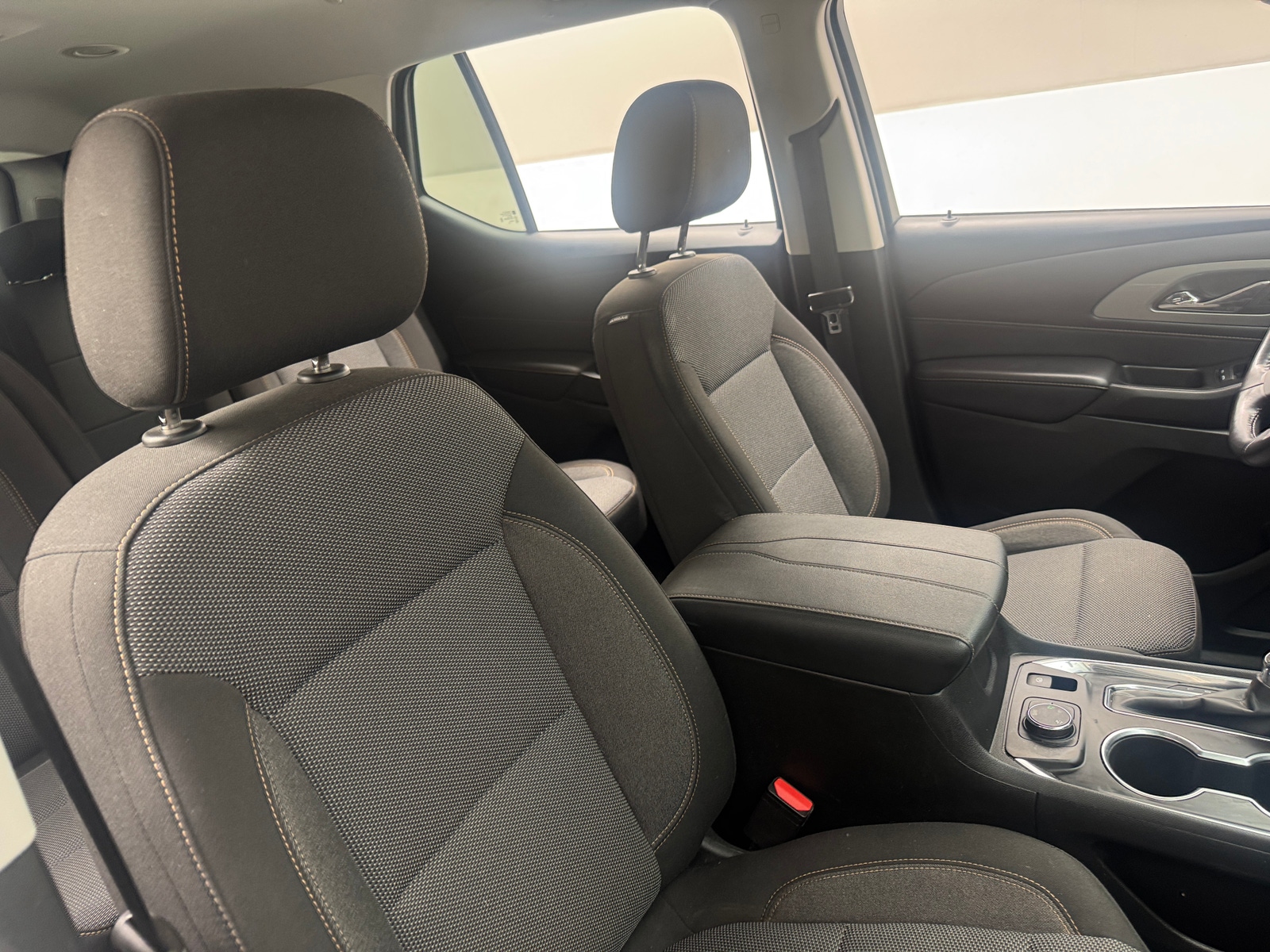 Thumbnail: 2021 Chevrolet Traverse - 2
