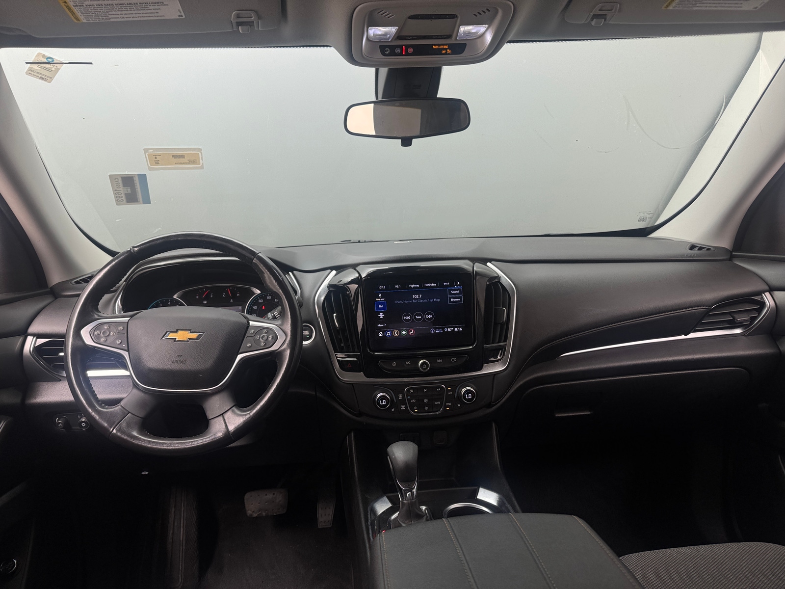 Thumbnail: 2021 Chevrolet Traverse - 3