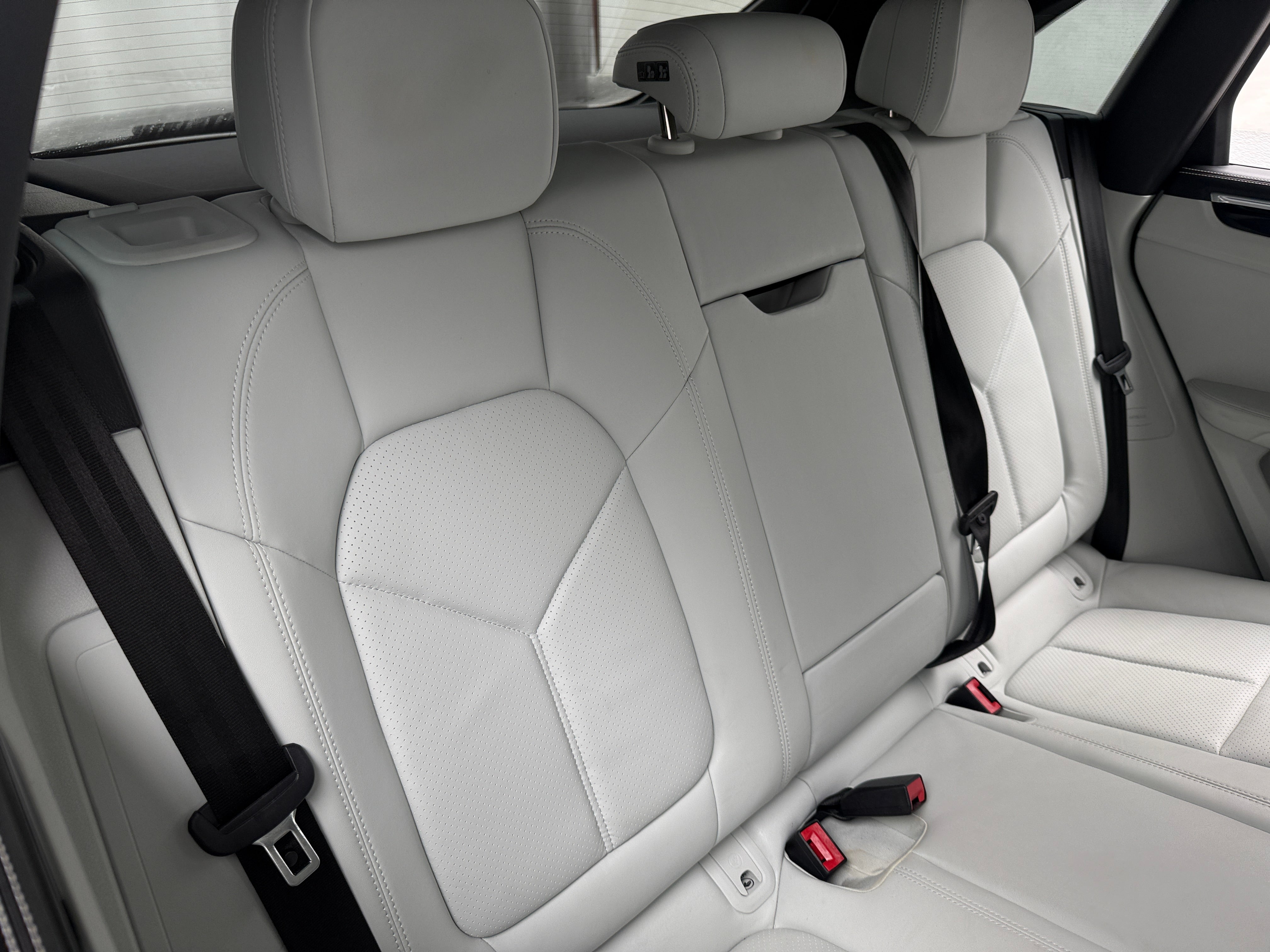 2024 Porsche Macan Base - Photo 4