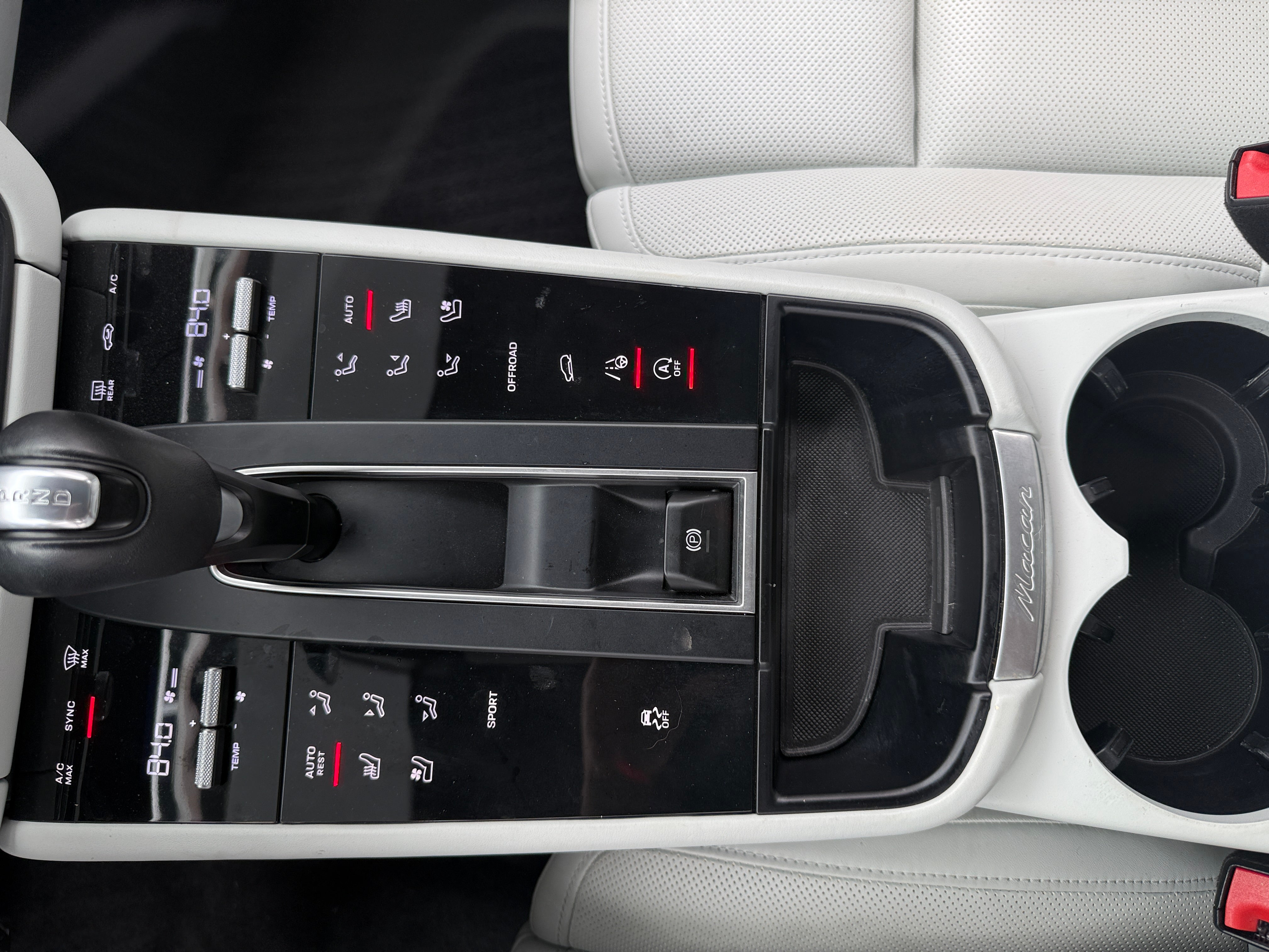 2024 Porsche Macan Base - Photo 7