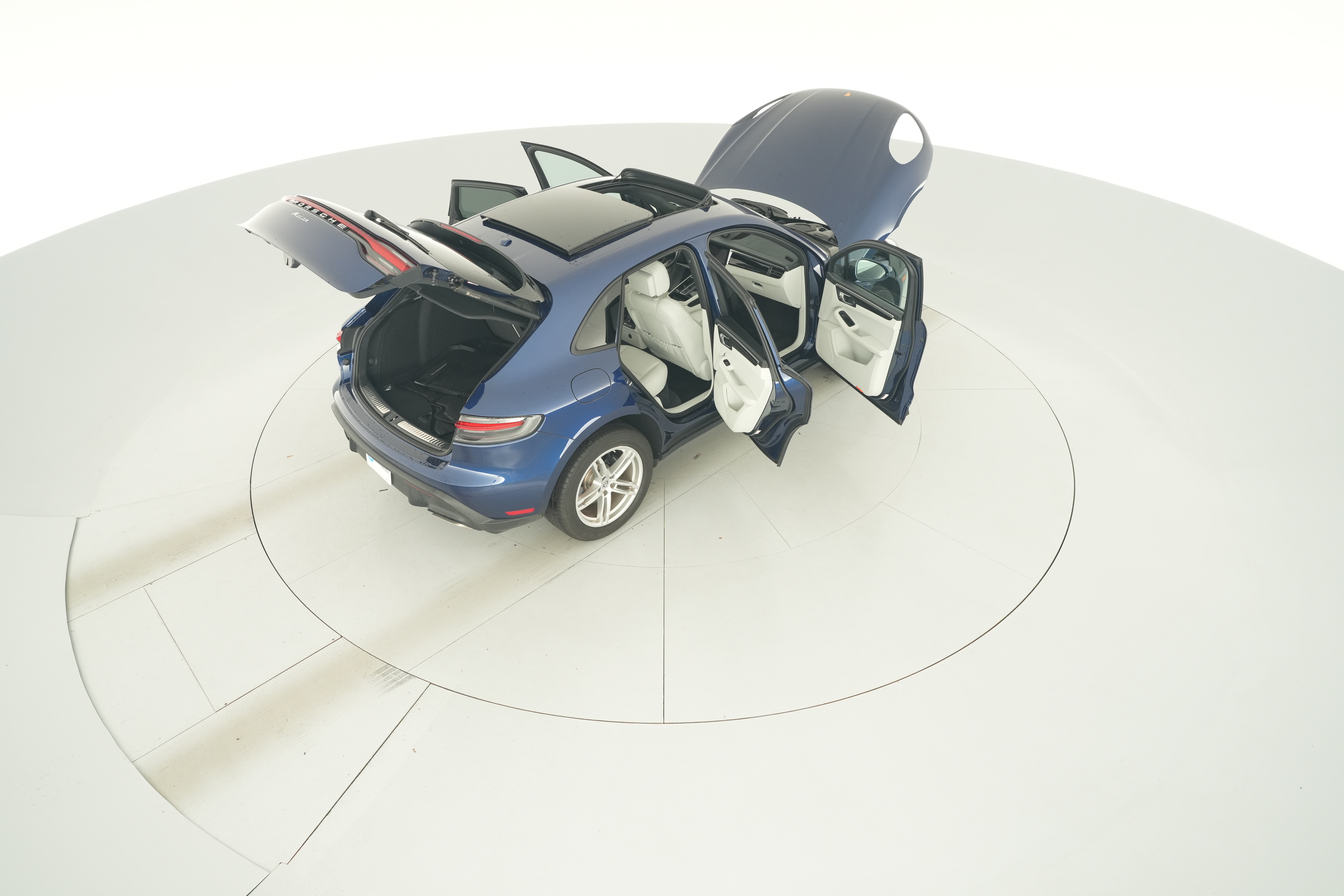 2024 Porsche Macan Base - Photo 52