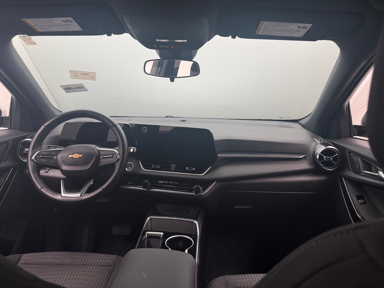 Thumbnail: 2025 Chevrolet Equinox - 3