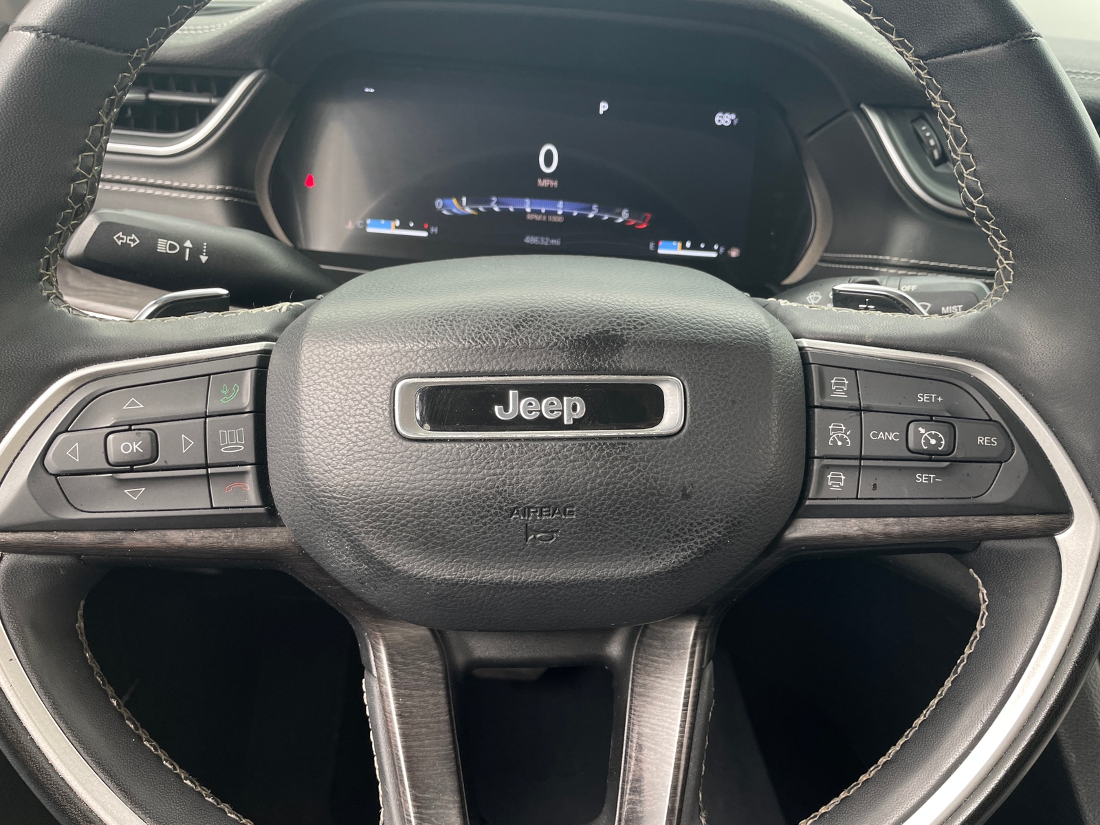 Thumbnail: 2023 Jeep Grand Cherokee - 4