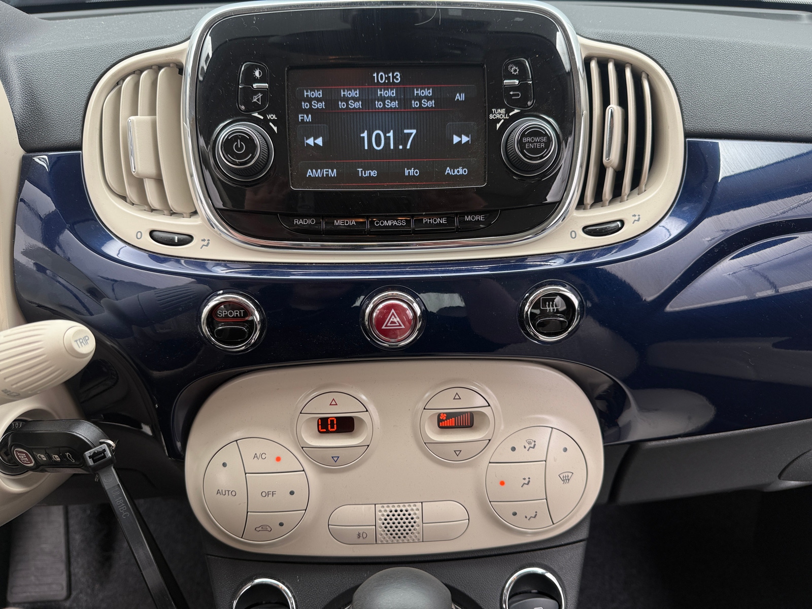 Thumbnail: 2019 Fiat 500 - 4