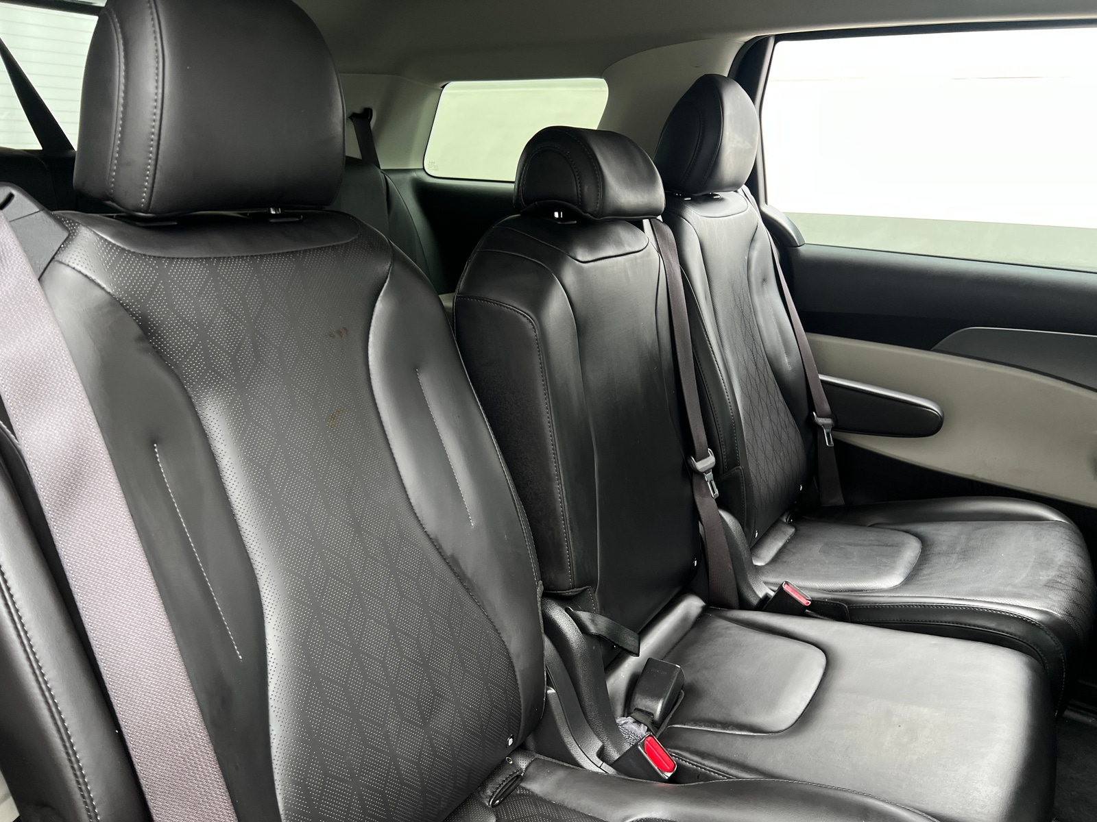 Thumbnail: 2022 Kia Carnival - 6
