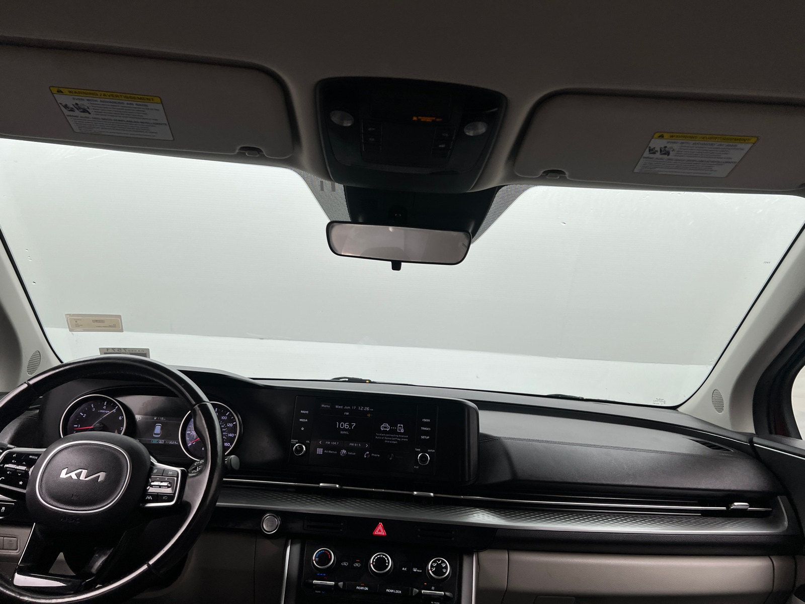 Thumbnail: 2022 Kia Carnival - 3