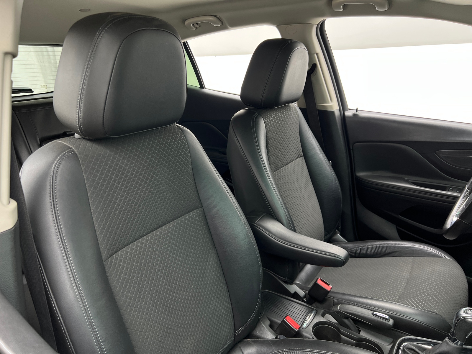Thumbnail: 2017 Buick Encore - 2