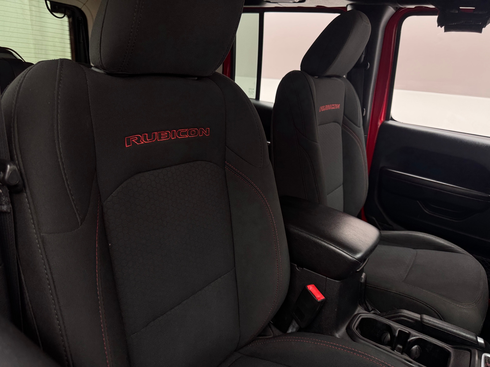Thumbnail: 2019 Jeep Wrangler - 2
