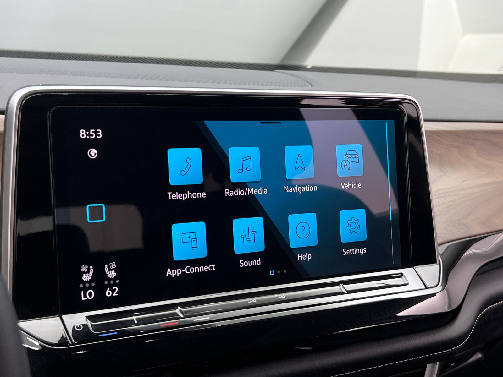 Thumbnail: 2024 Volkswagen Atlas - 3