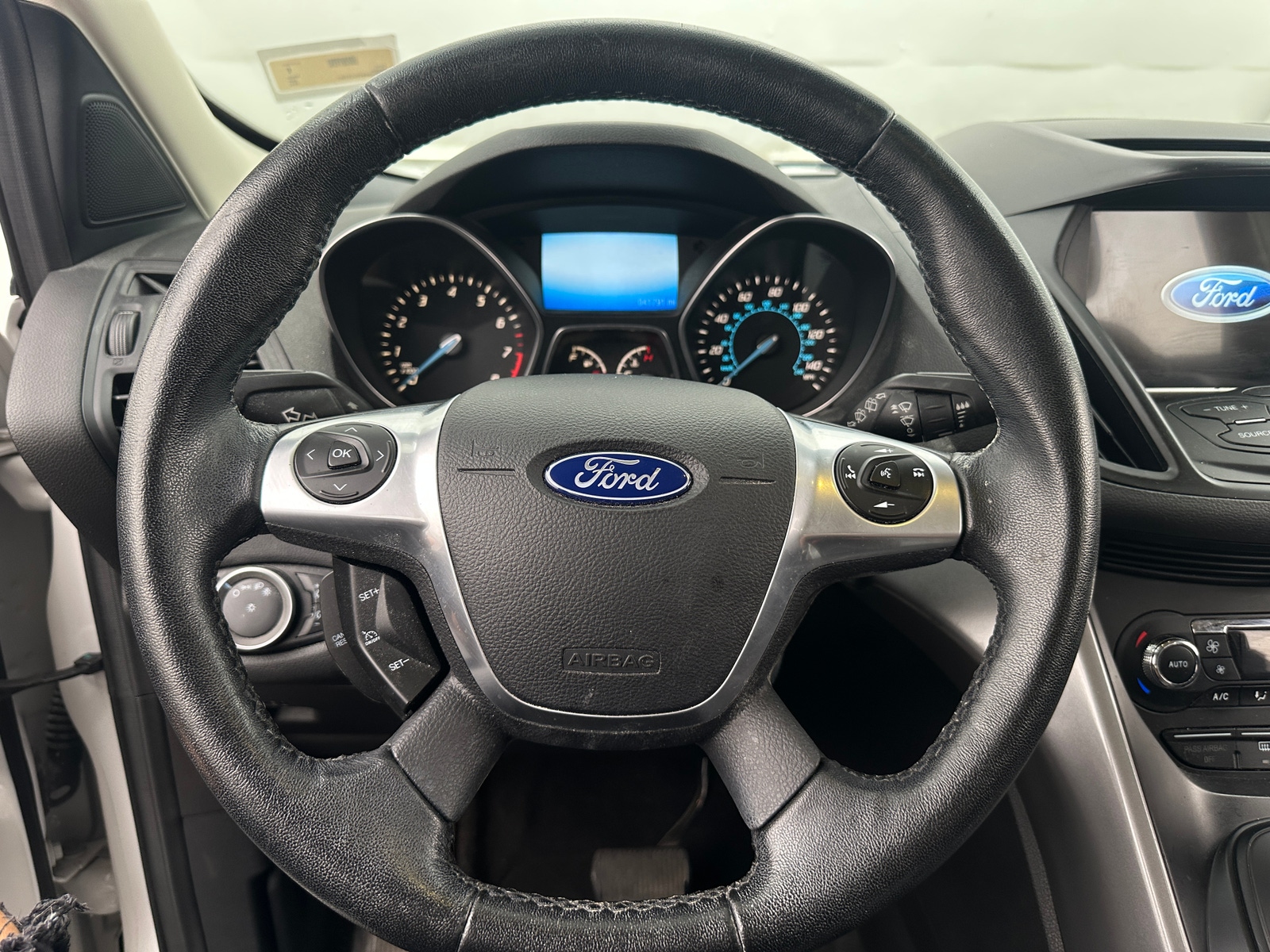 Thumbnail: 2016 Ford Escape - 4
