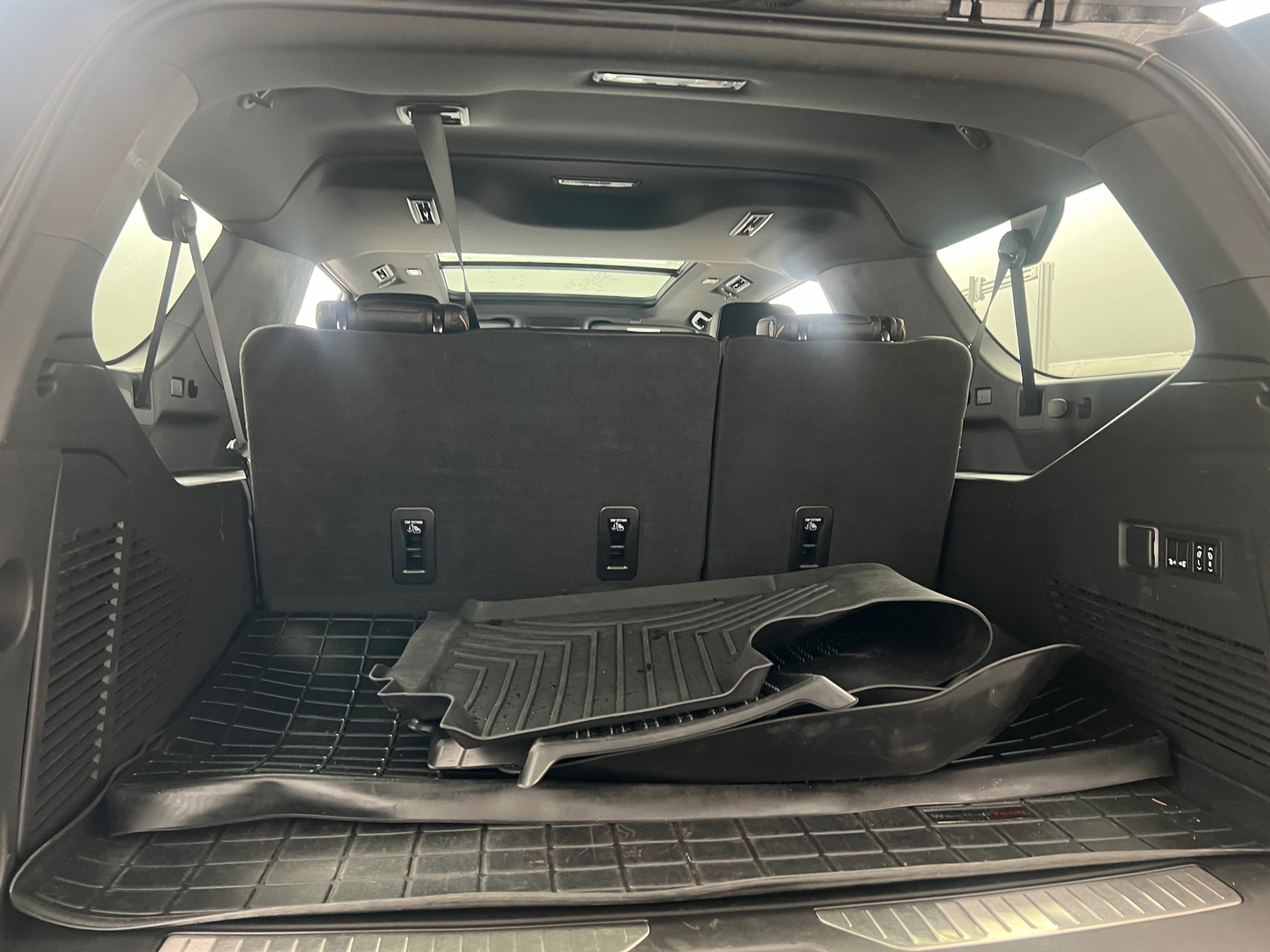 Thumbnail: 2023 GMC Yukon XL - 6