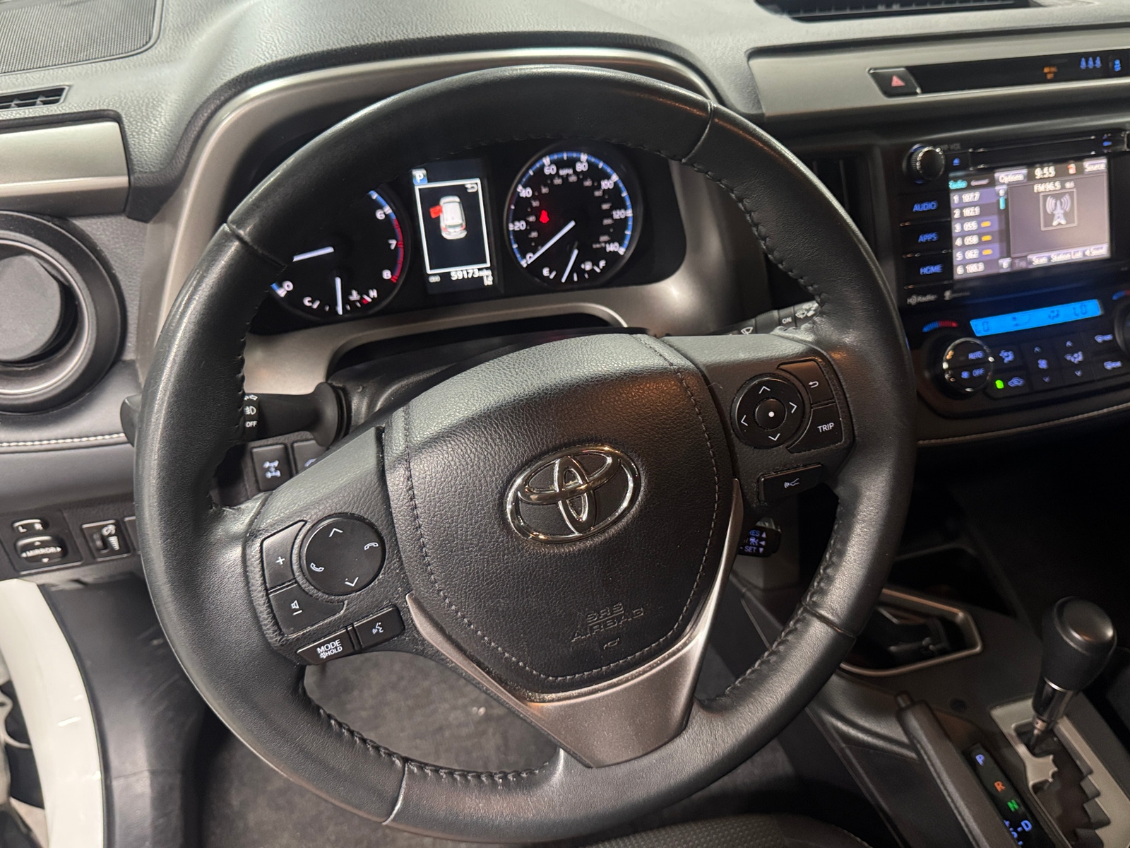 Thumbnail: 2017 Toyota RAV4 - 5