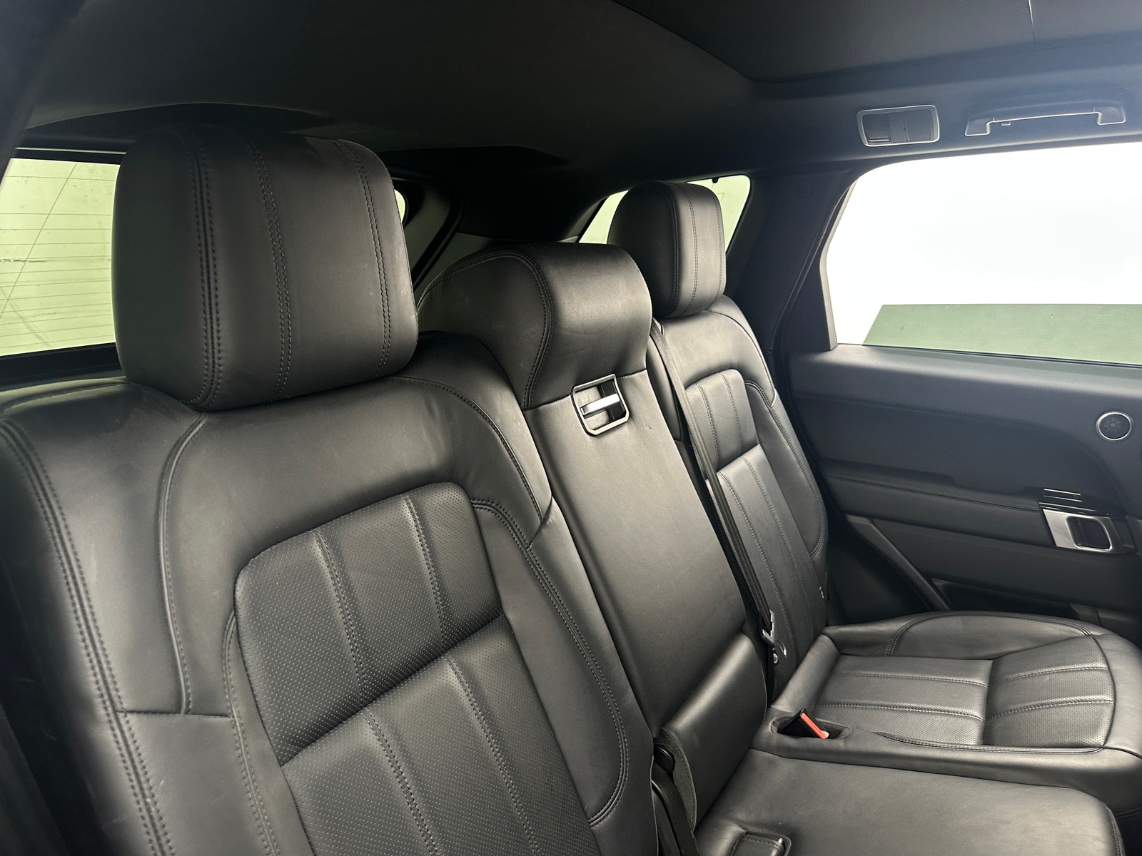 Thumbnail: 2020 Land Rover Range Rover Sport - 5