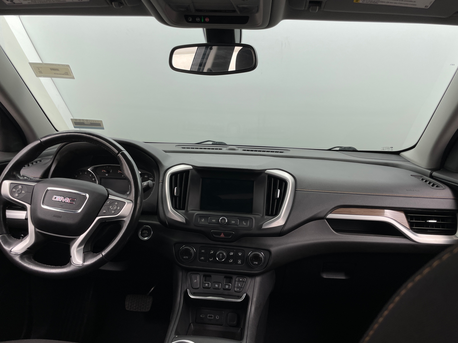 Thumbnail: 2019 GMC Terrain - 3