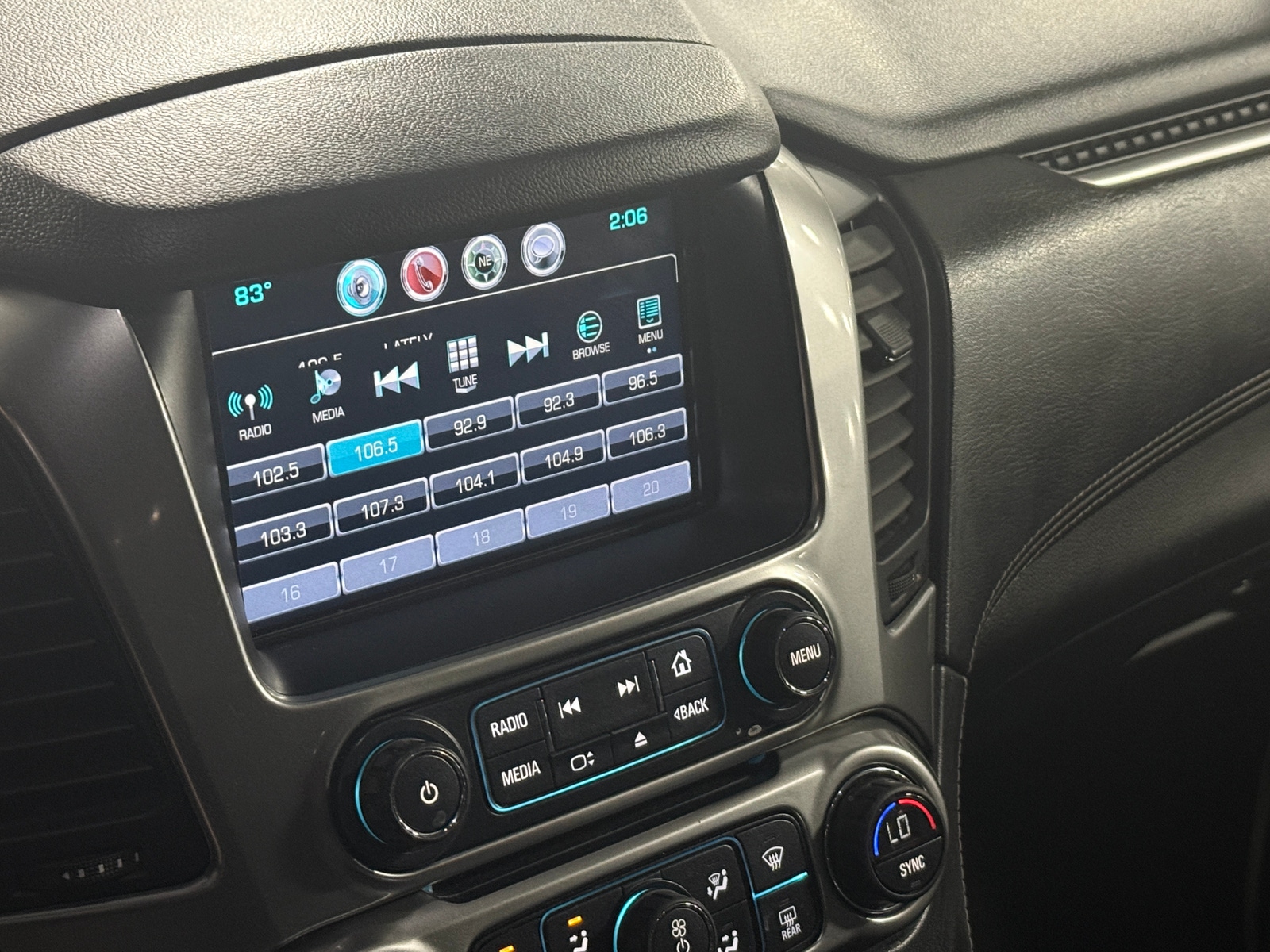 Thumbnail: 2016 Chevrolet Tahoe - 4