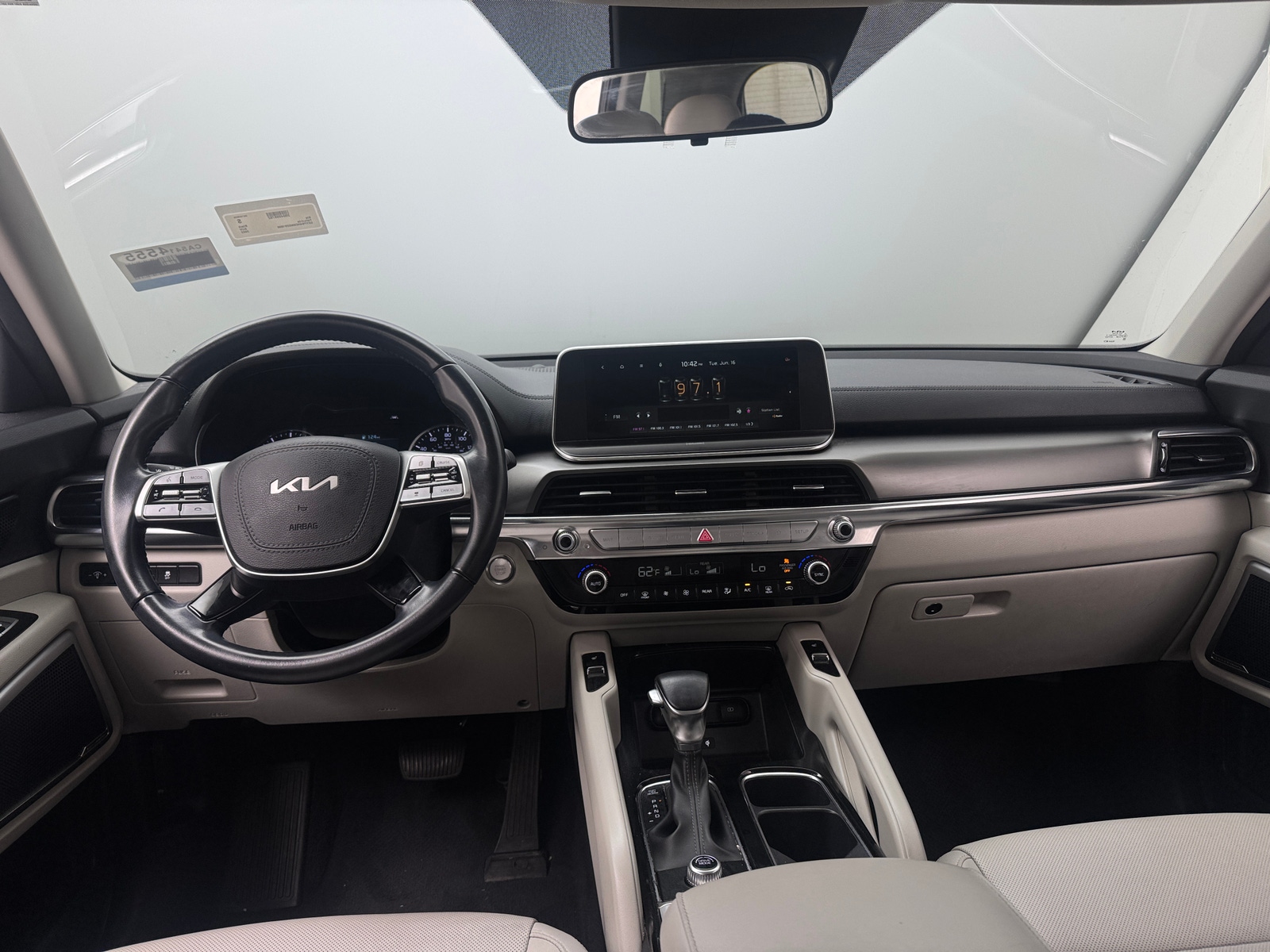 Thumbnail: 2022 Kia Telluride - 2