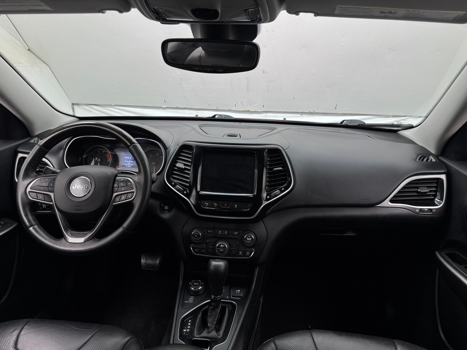 Thumbnail: 2019 Jeep Cherokee - 2
