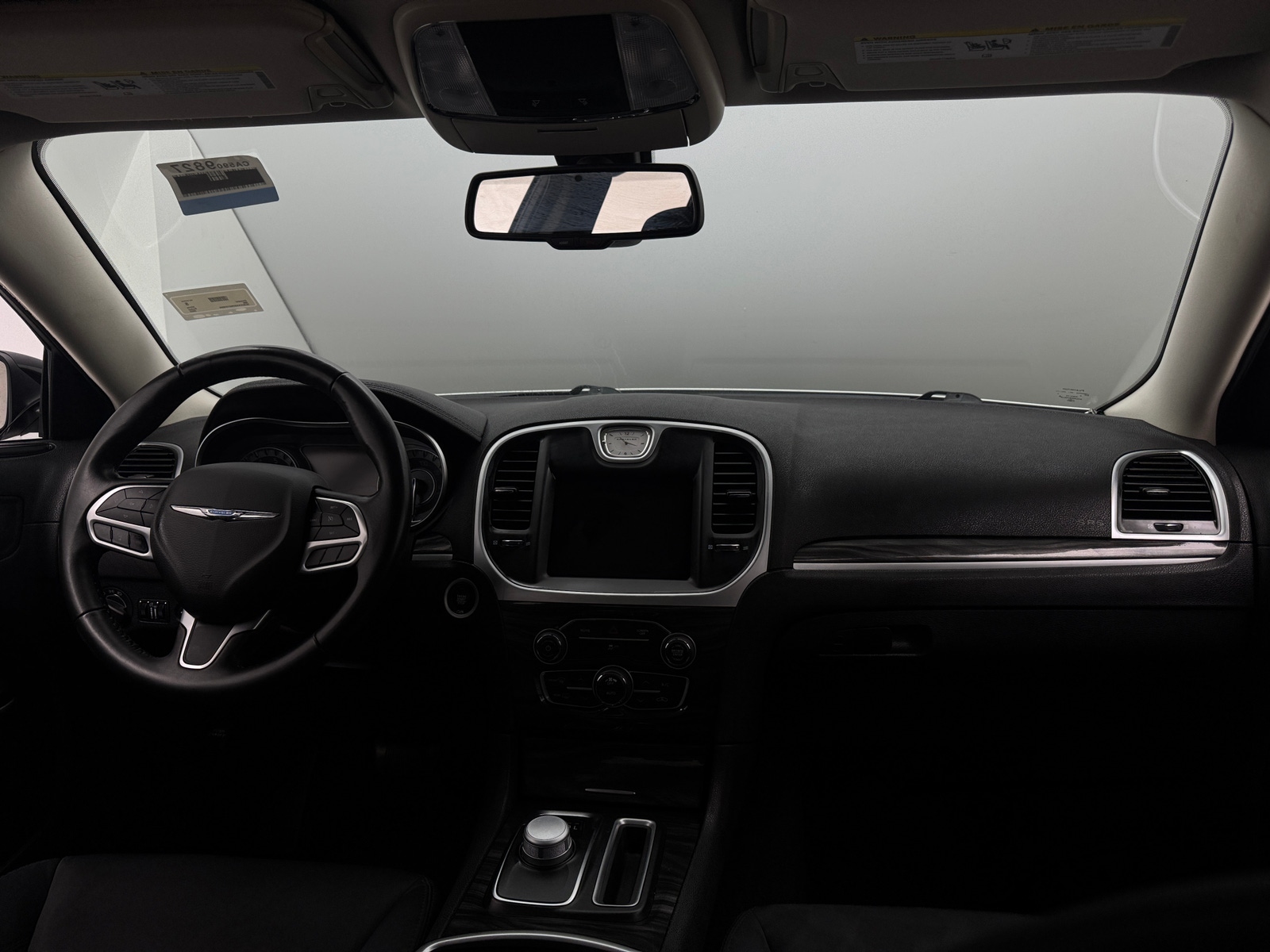 Thumbnail: 2022 Chrysler 300 - 3