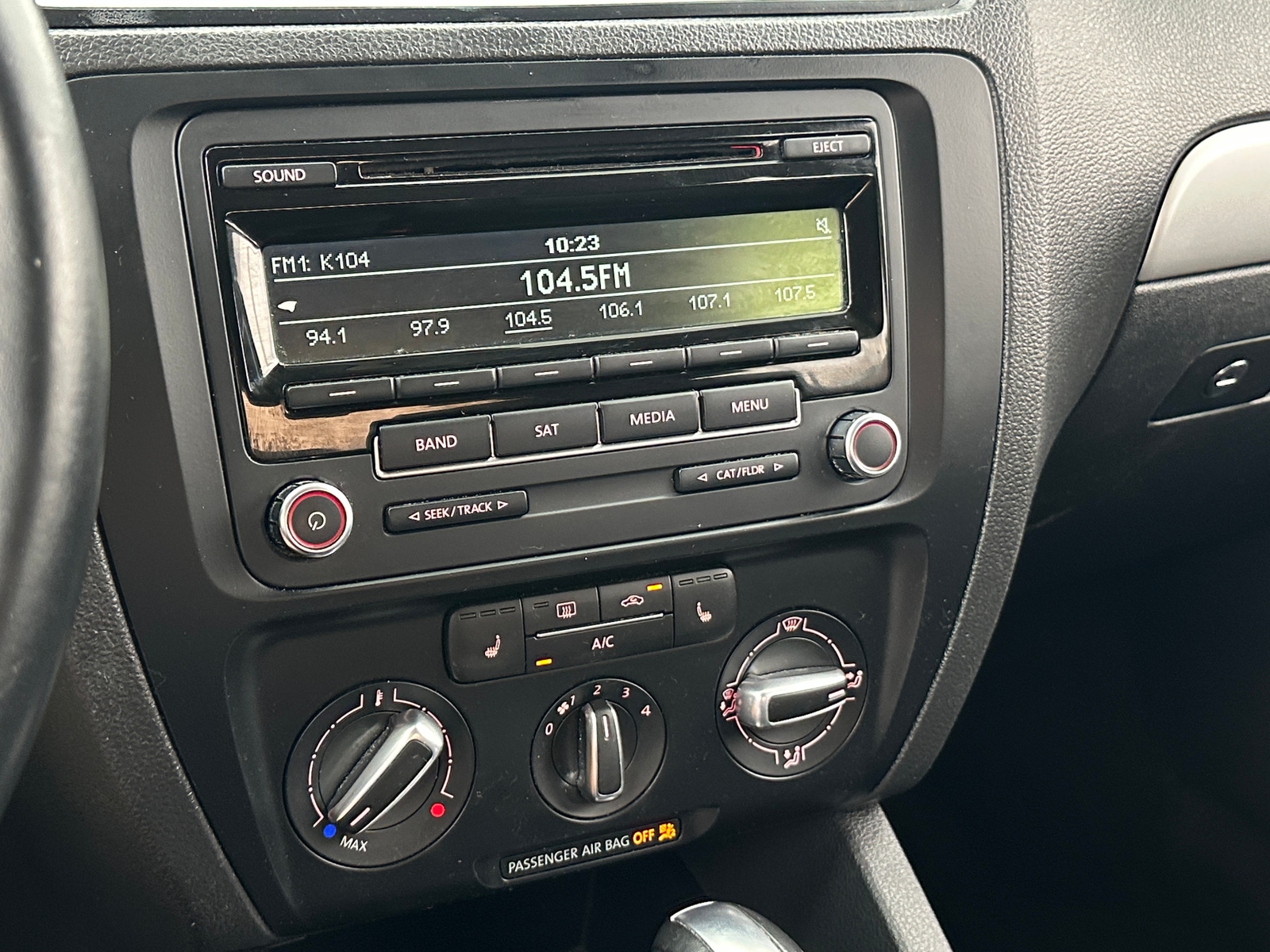 Thumbnail: 2014 Volkswagen Jetta - 4