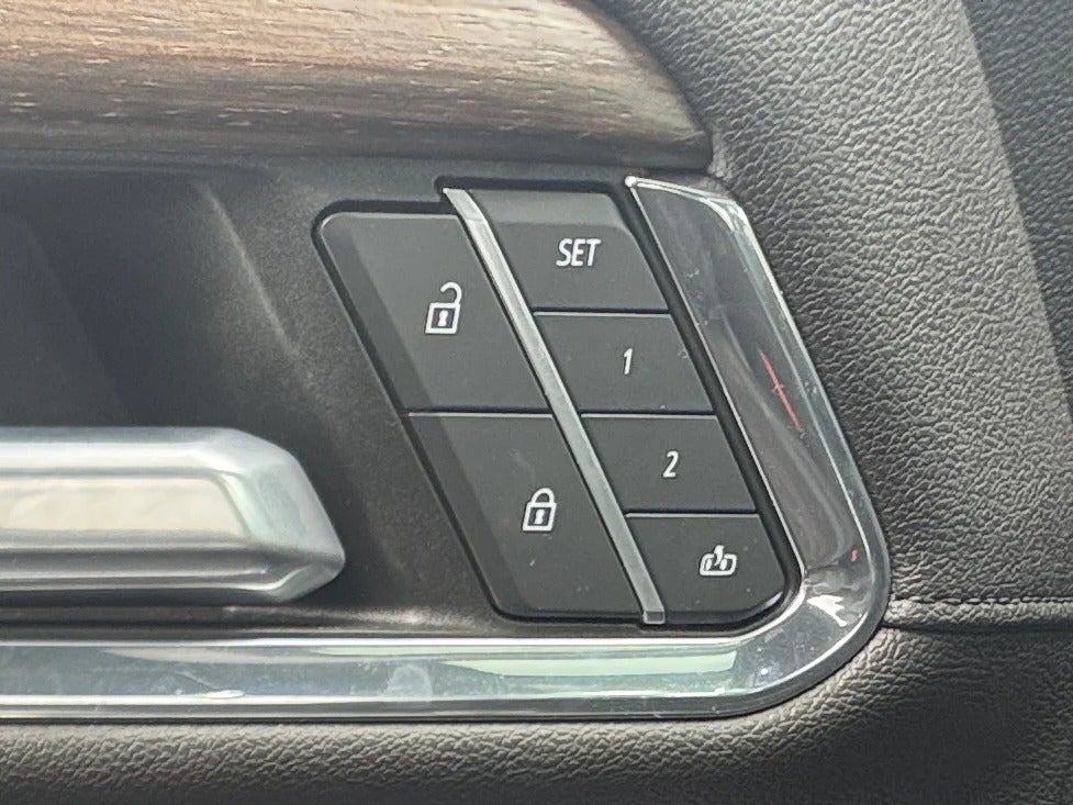 2023 Chevrolet Silverado 1500 High Country - Photo 19