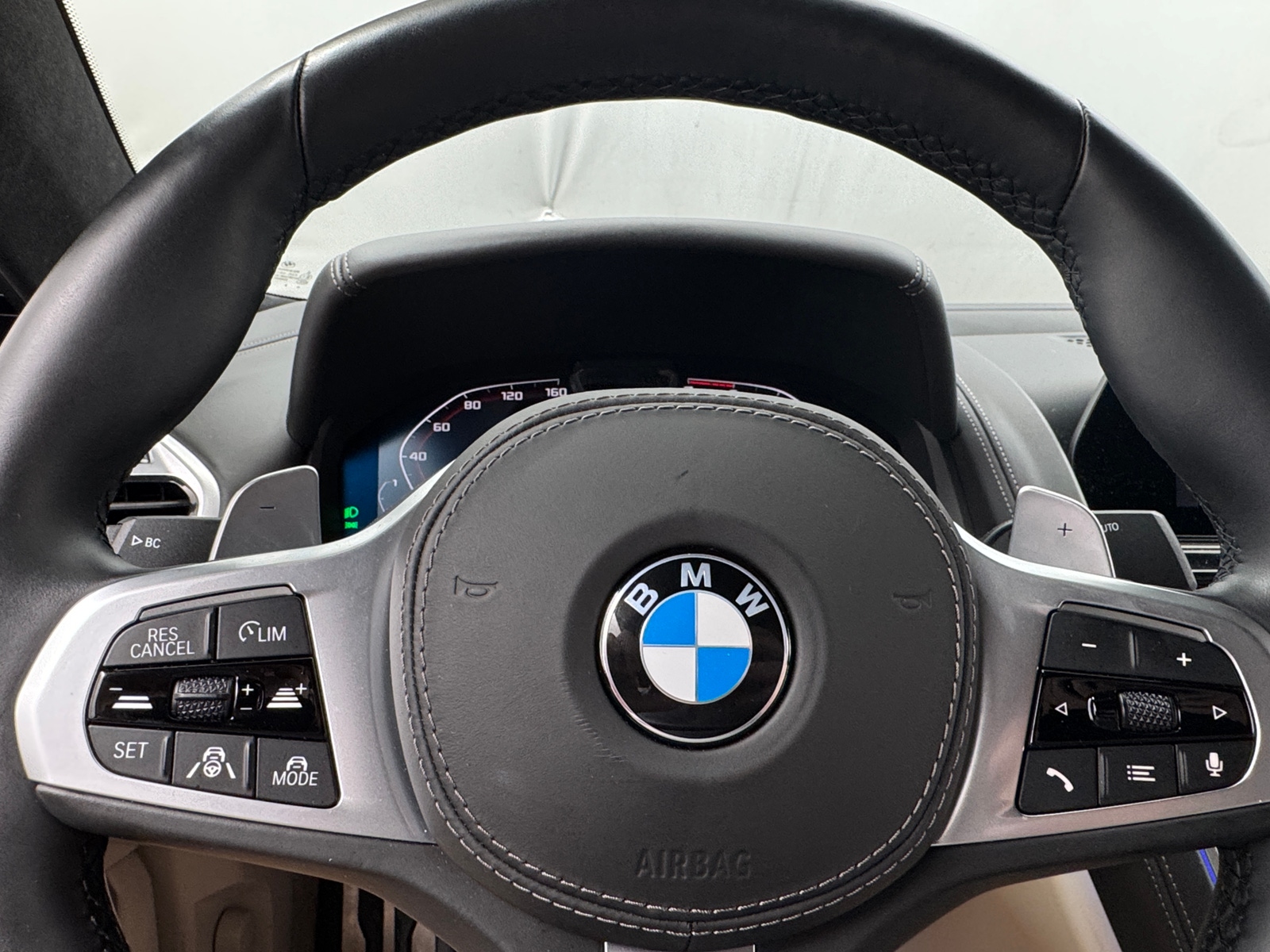 Thumbnail: 2022 BMW 8 Series - 4