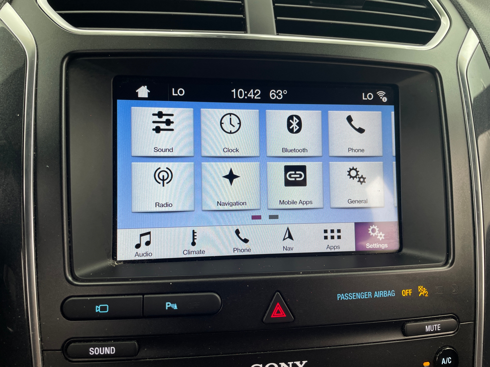Thumbnail: 2019 Ford Explorer - 3