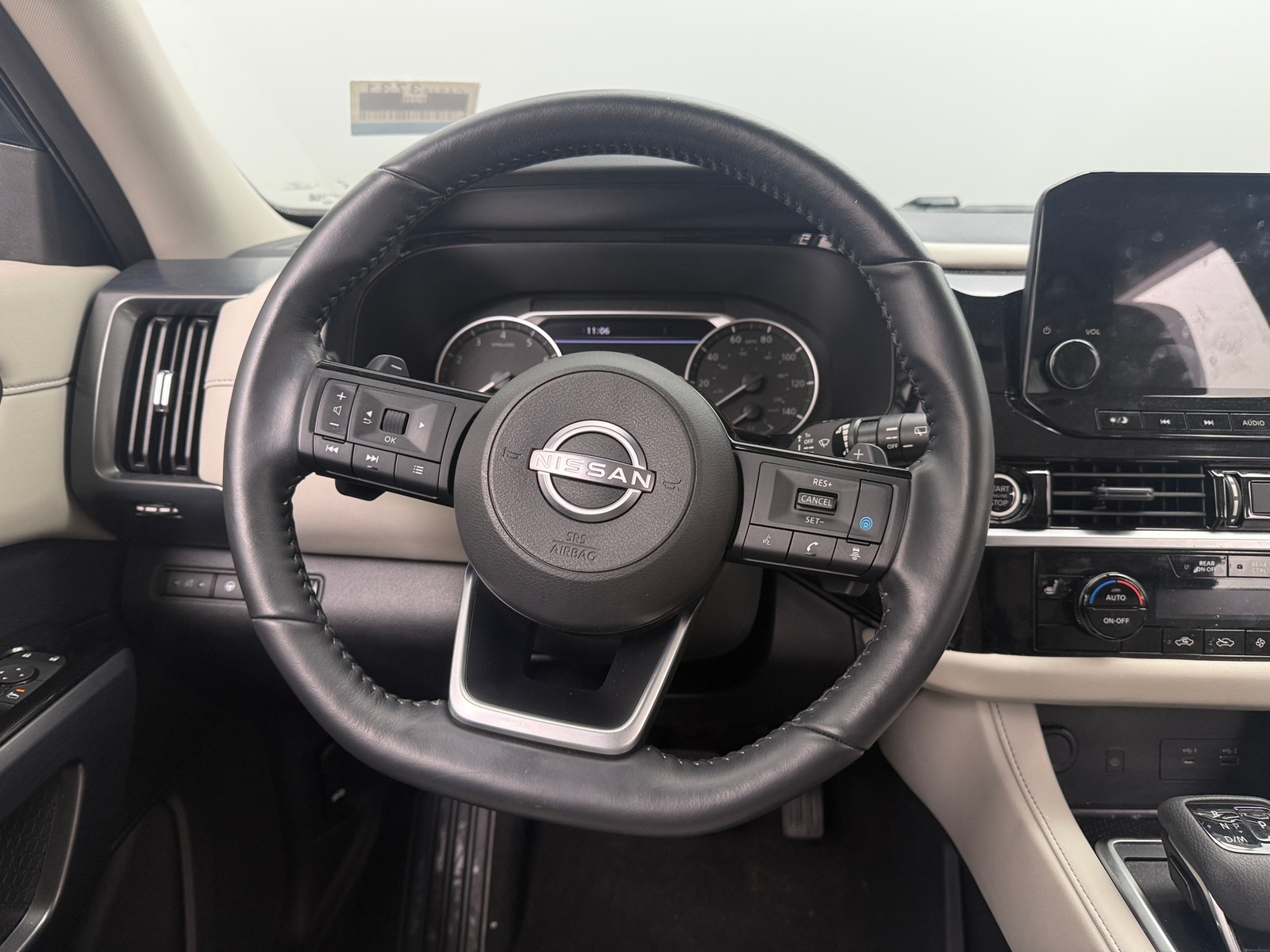 Thumbnail: 2024 Nissan Pathfinder - 4