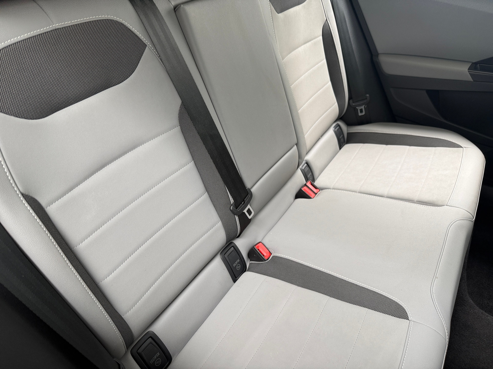 Thumbnail: 2023 Volkswagen Taos - 6