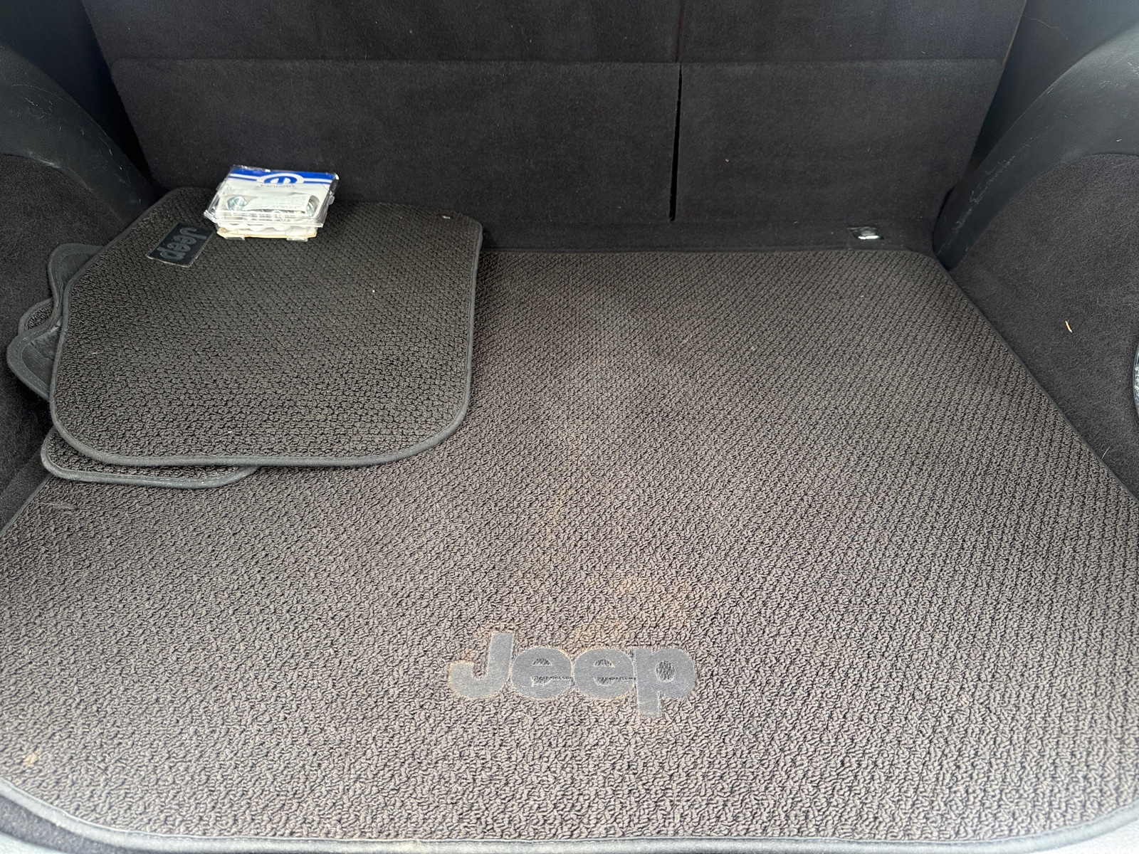 Thumbnail: 2015 Jeep Grand Cherokee - 6