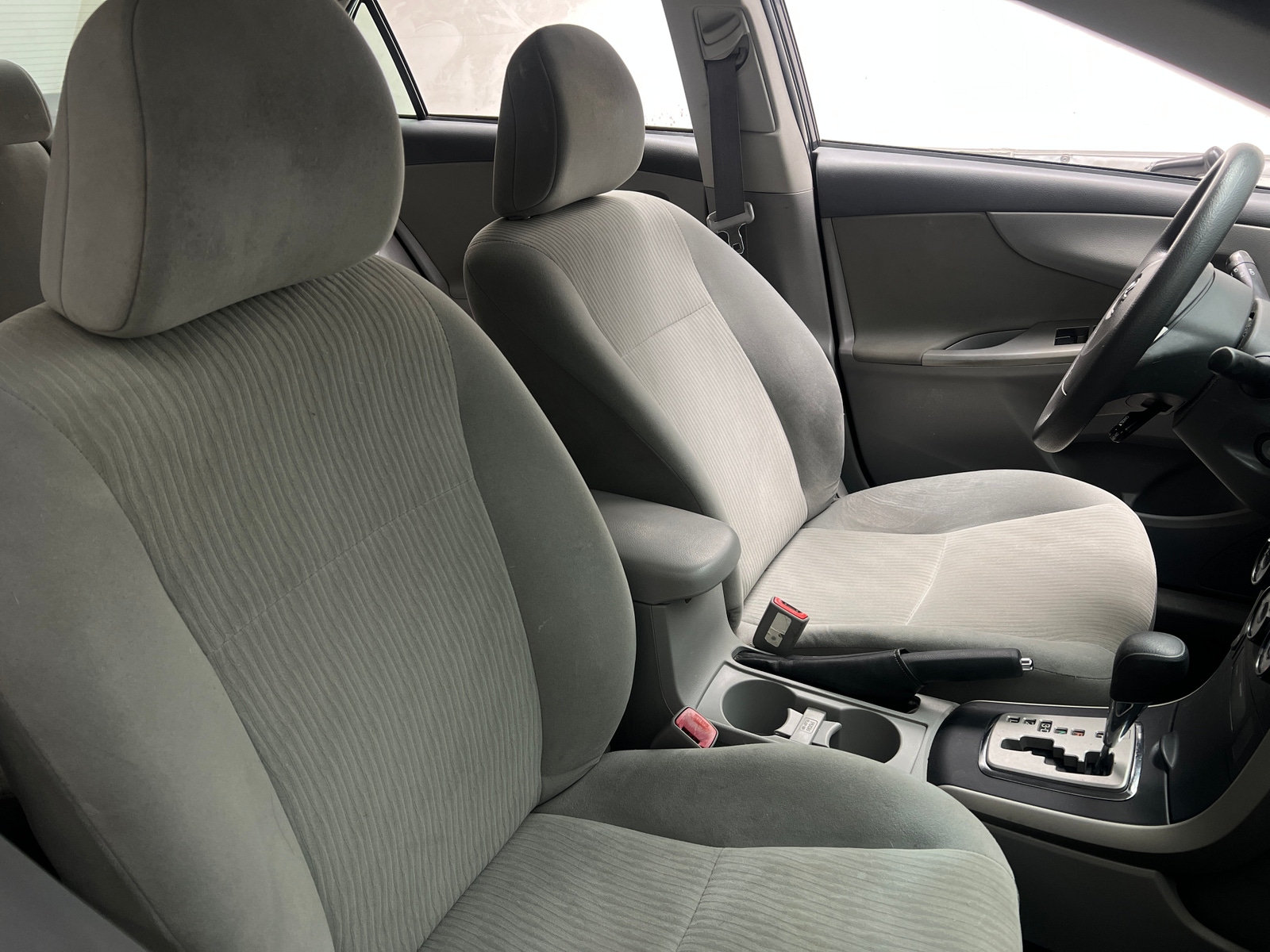 Thumbnail: 2010 Toyota Corolla - 2
