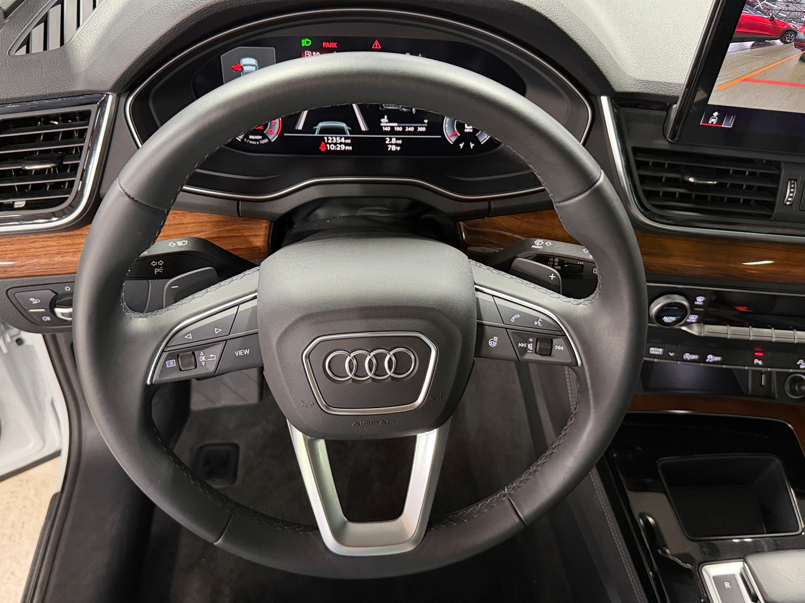 Thumbnail: 2022 Audi Q5 - 4