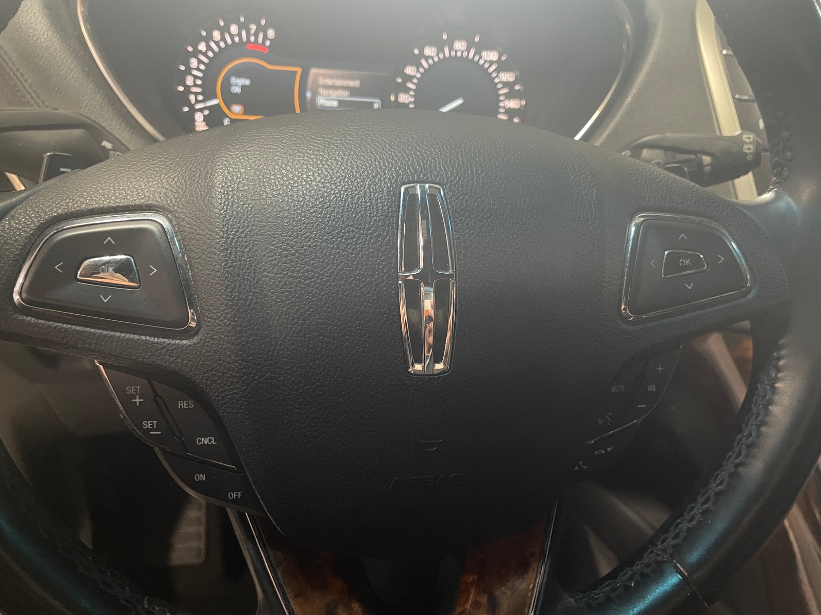 Thumbnail: 2016 Lincoln MKX - 4