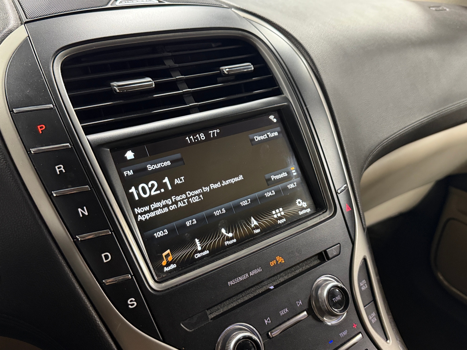 Thumbnail: 2017 Lincoln MKX - 3
