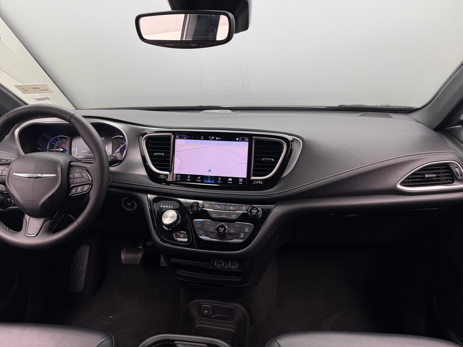 Thumbnail: 2024 Chrysler Pacifica - 2