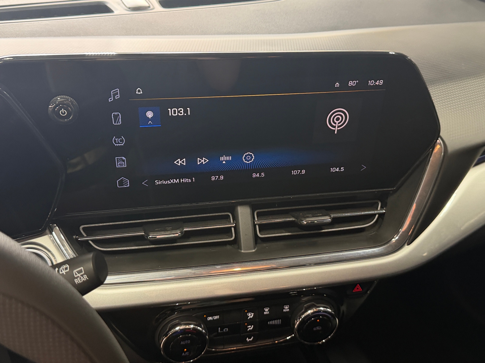 Thumbnail: 2026 Chevrolet Trax - 4