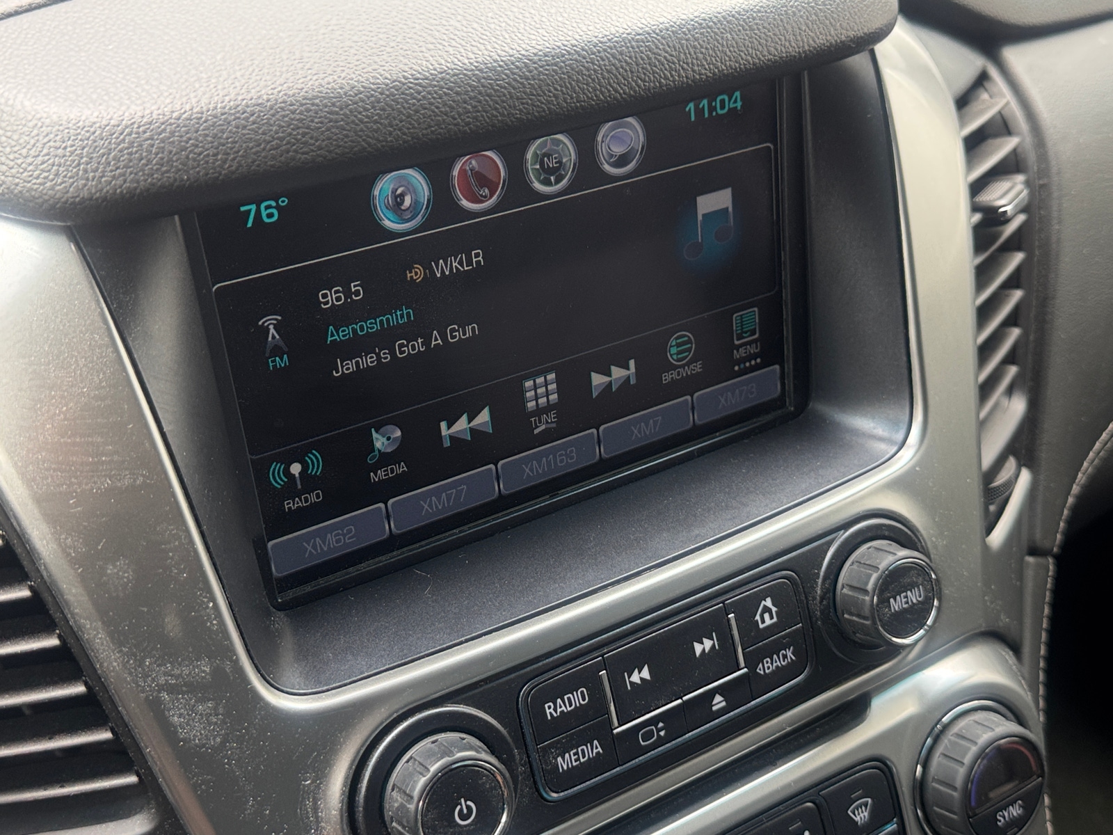 Thumbnail: 2017 Chevrolet Tahoe - 3