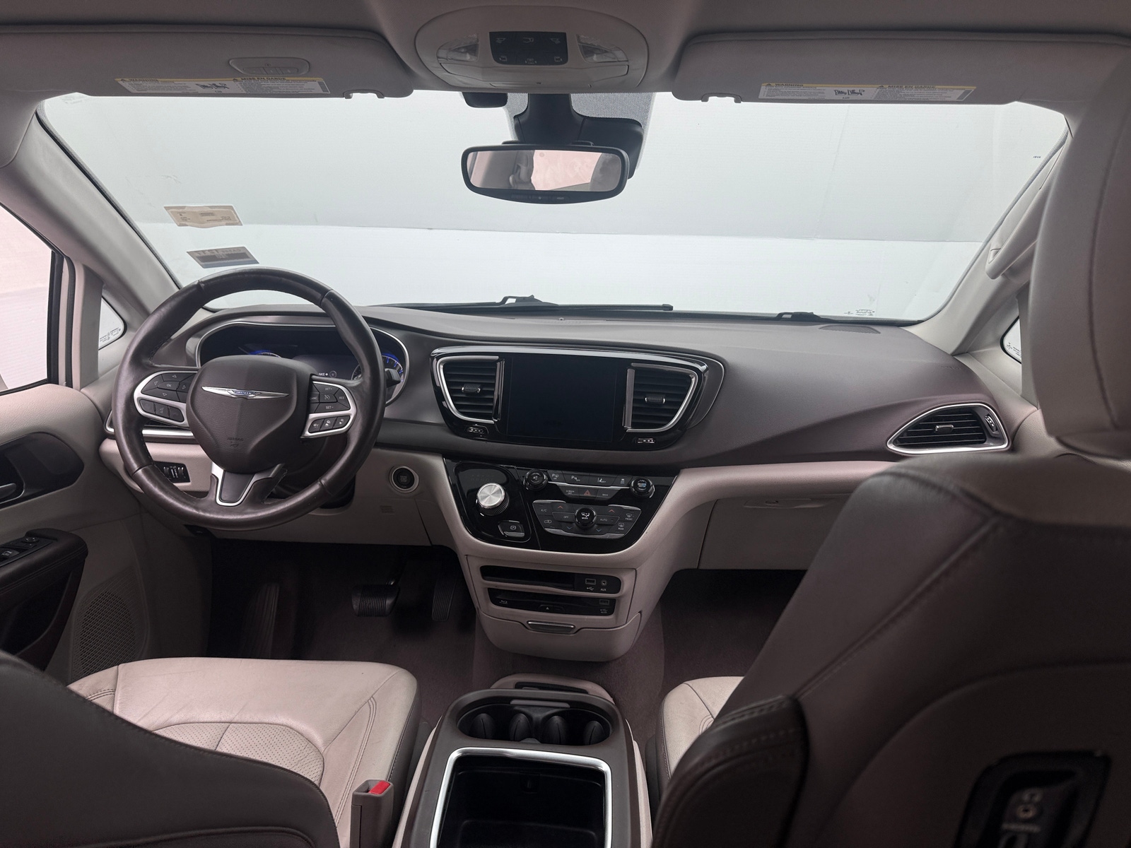 Thumbnail: 2017 Chrysler Pacifica - 2
