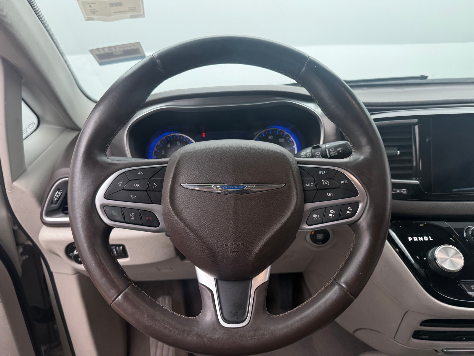 Thumbnail: 2017 Chrysler Pacifica - 4
