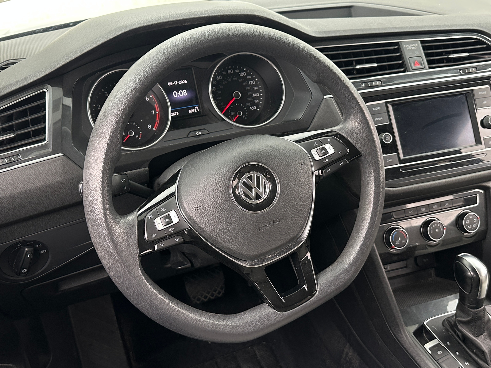 Thumbnail: 2019 Volkswagen Tiguan - 5