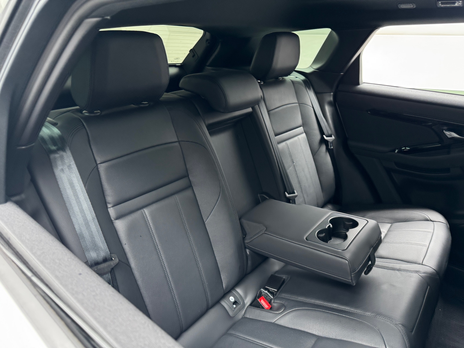 Thumbnail: 2024 Land Rover Range Rover Evoque - 5