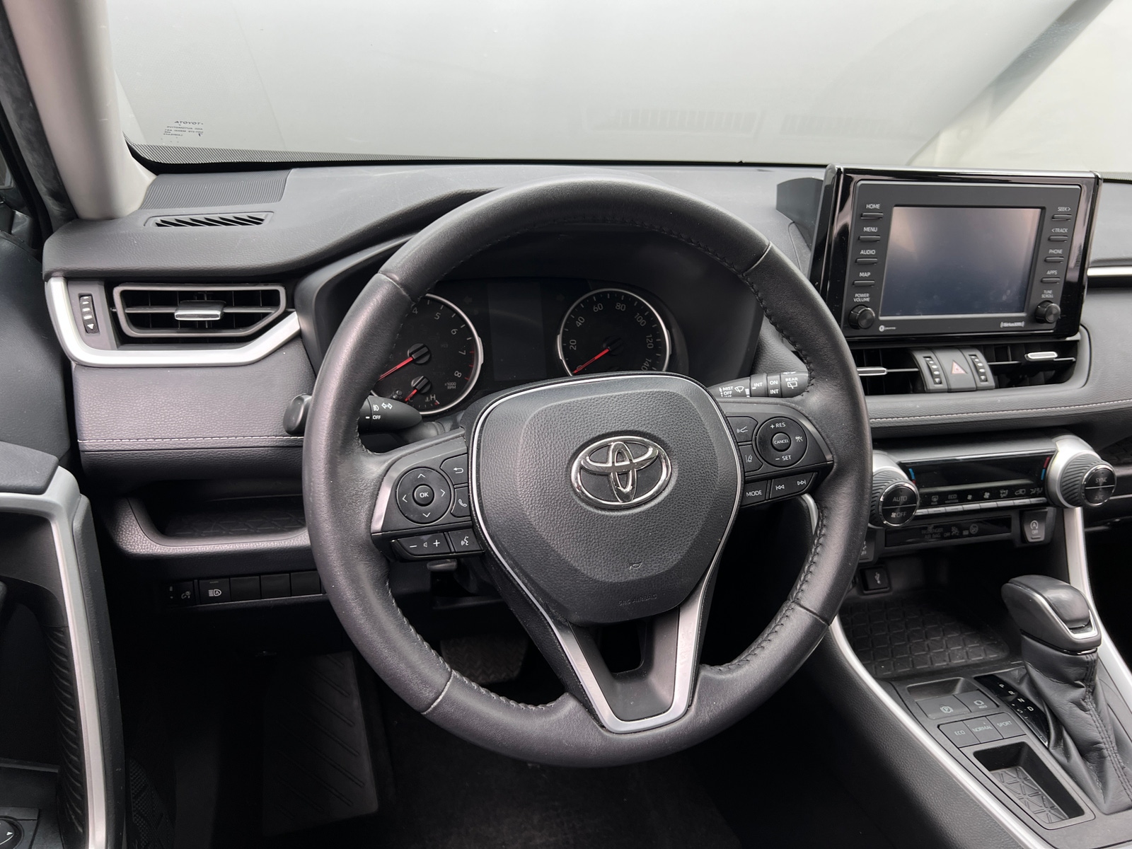 Thumbnail: 2022 Toyota RAV4 - 4