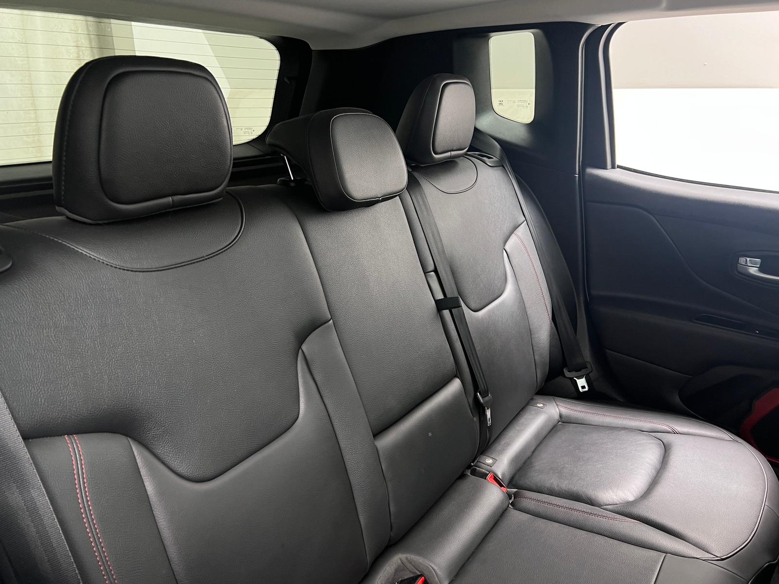 Thumbnail: 2019 Jeep Renegade - 5
