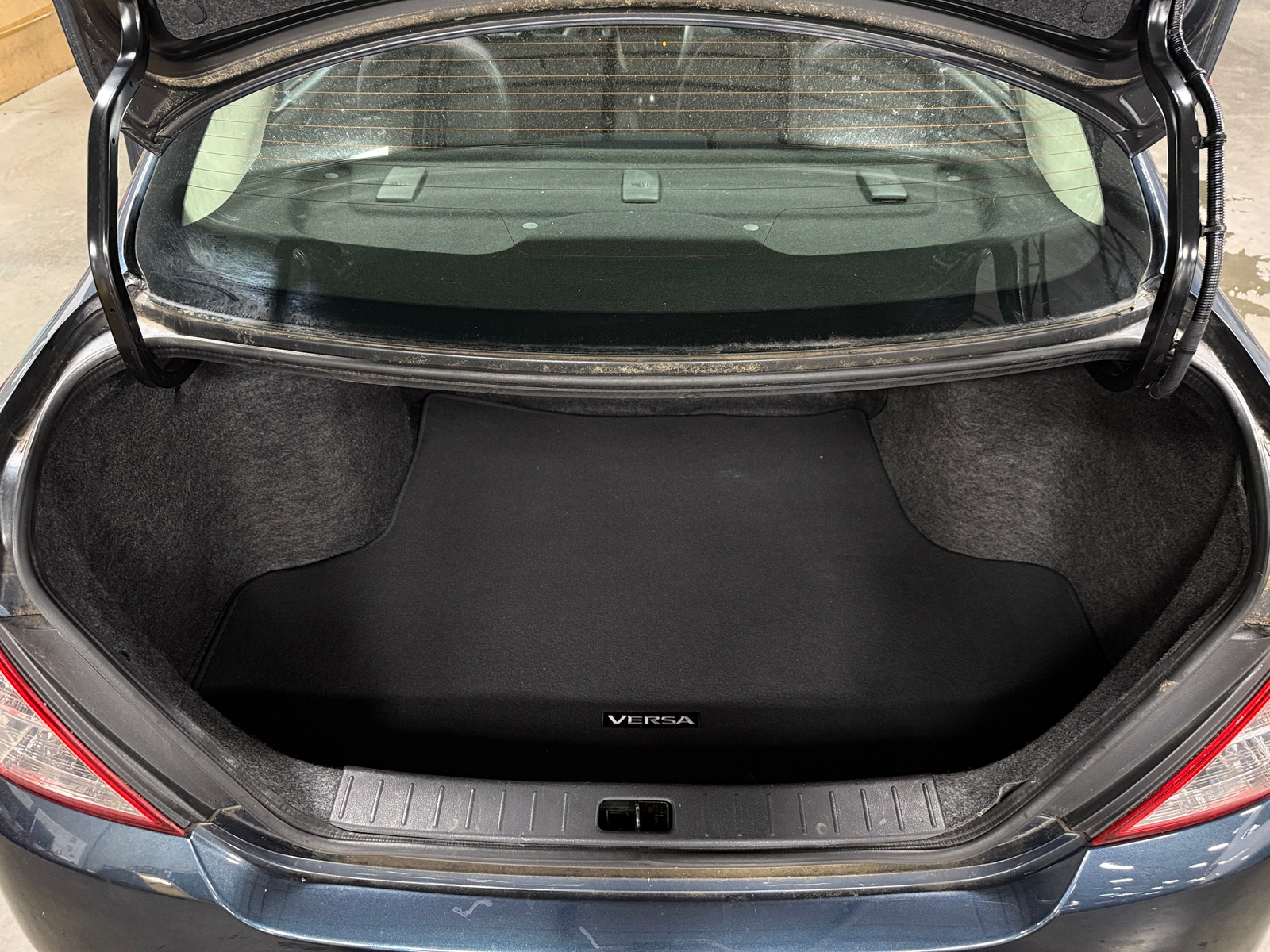 Thumbnail: 2015 Nissan Versa - 7