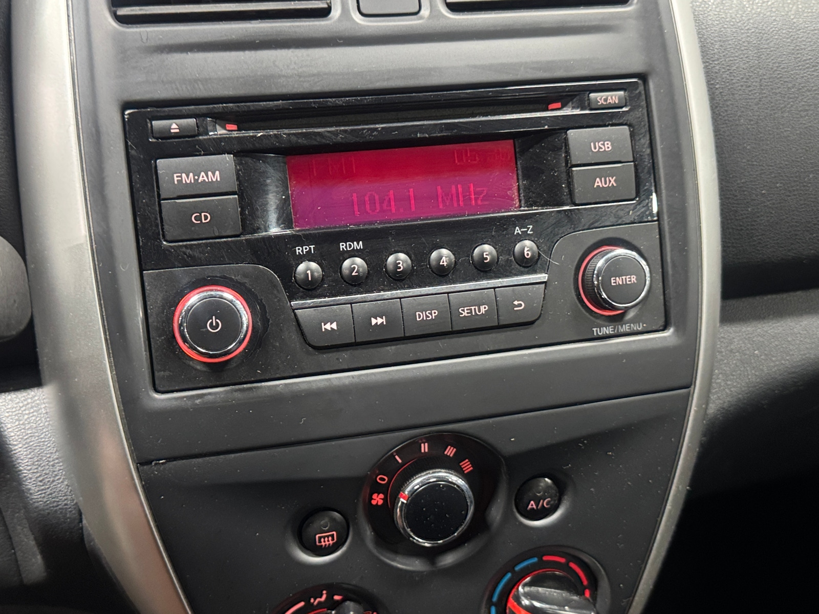 Thumbnail: 2015 Nissan Versa - 4