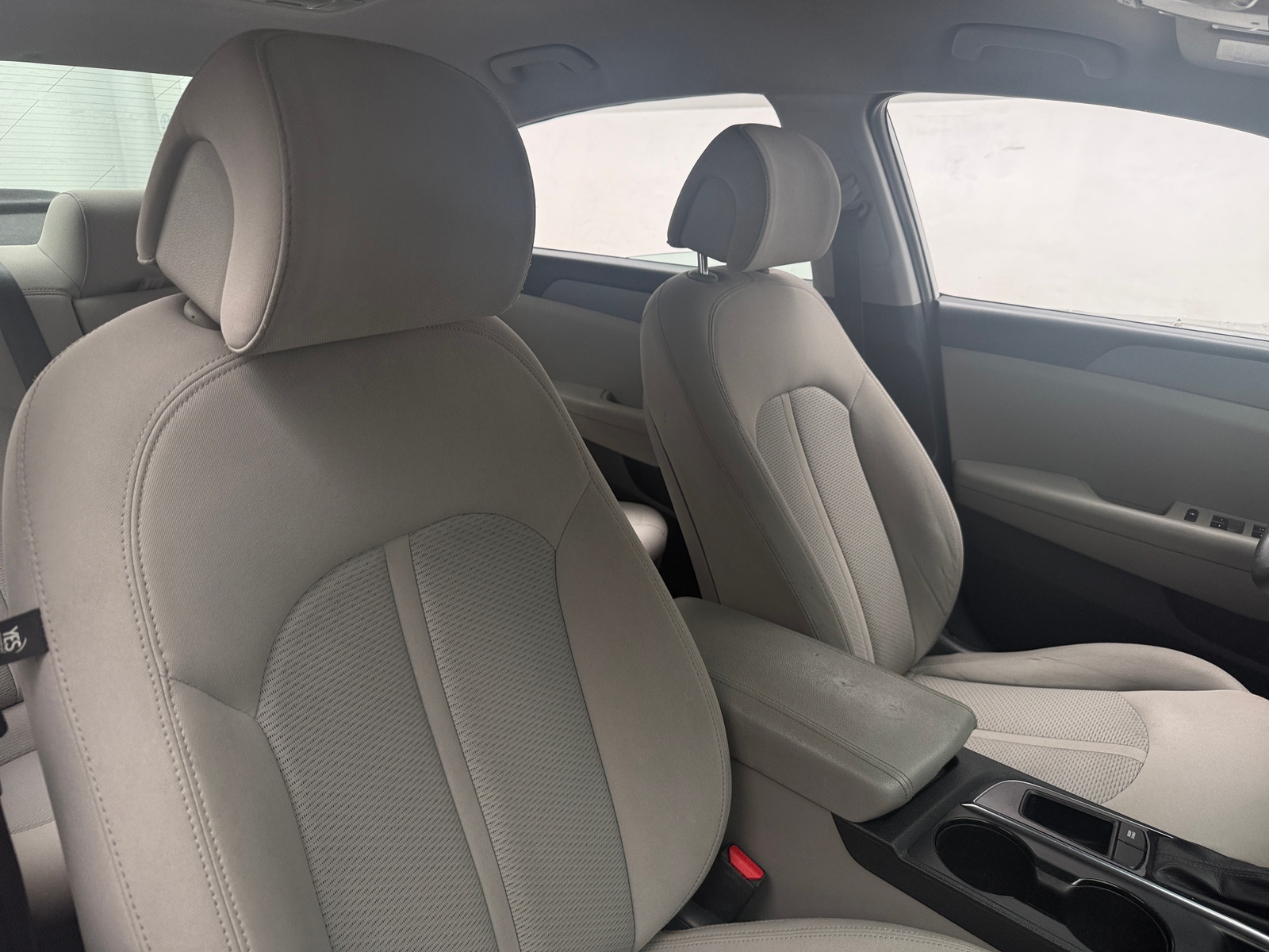 Thumbnail: 2017 Hyundai Sonata - 2