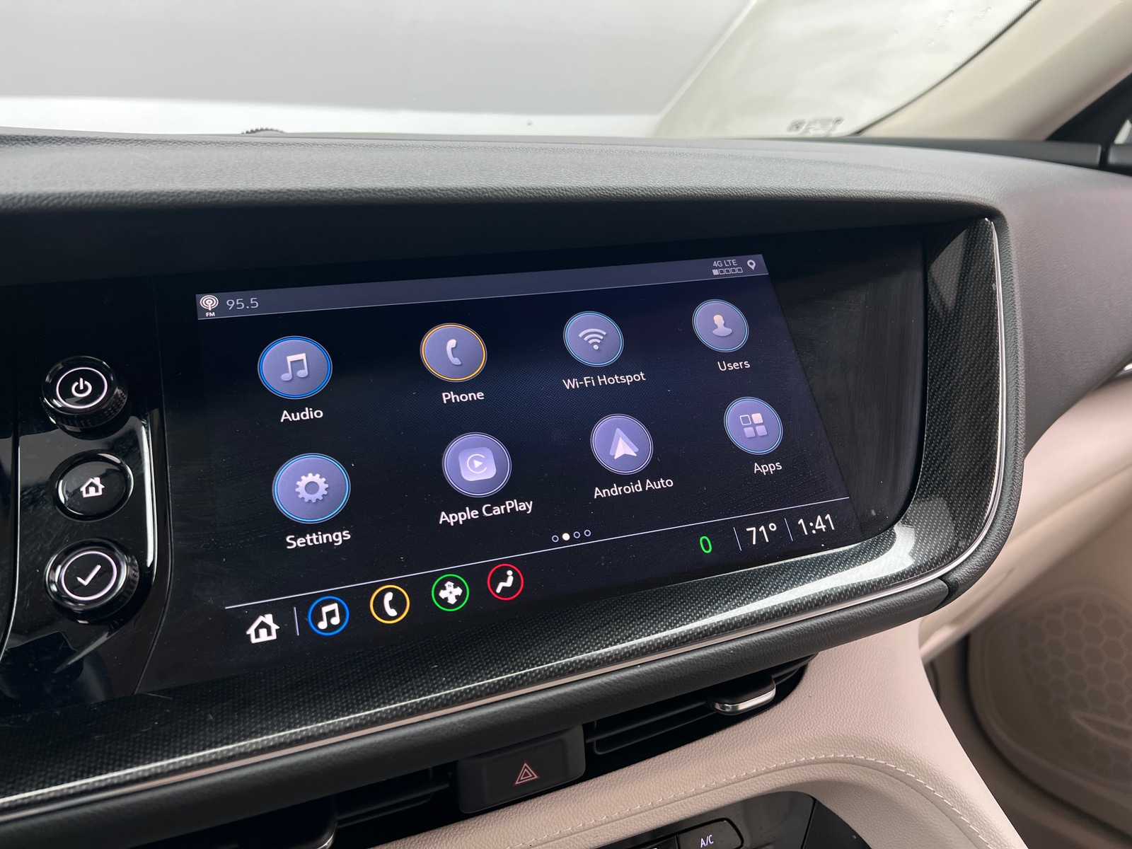 Thumbnail: 2022 Buick Envision - 3