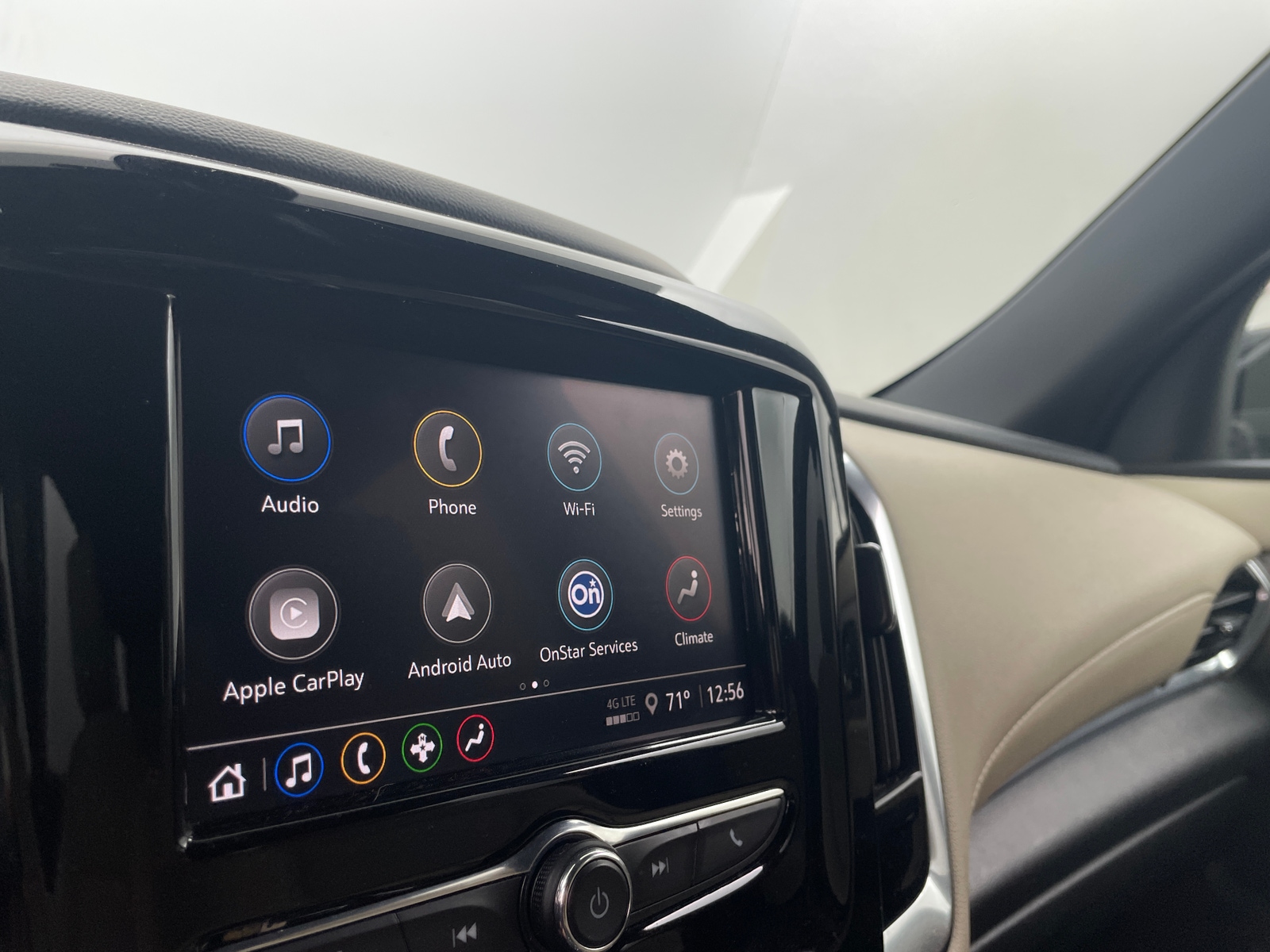 Thumbnail: 2022 Chevrolet Traverse - 4
