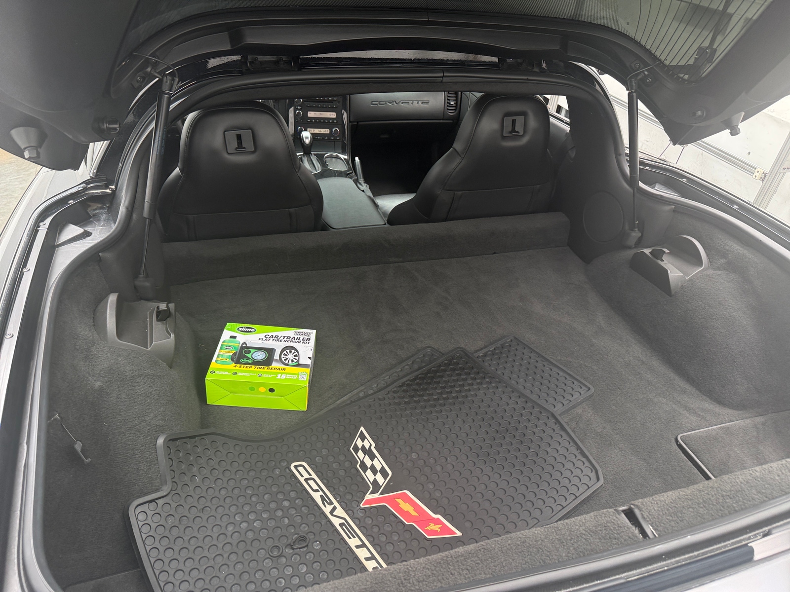 Thumbnail: 2010 Chevrolet Corvette - 4