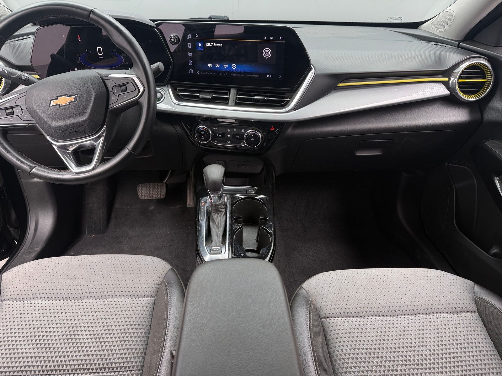 Thumbnail: 2024 Chevrolet Trax - 3