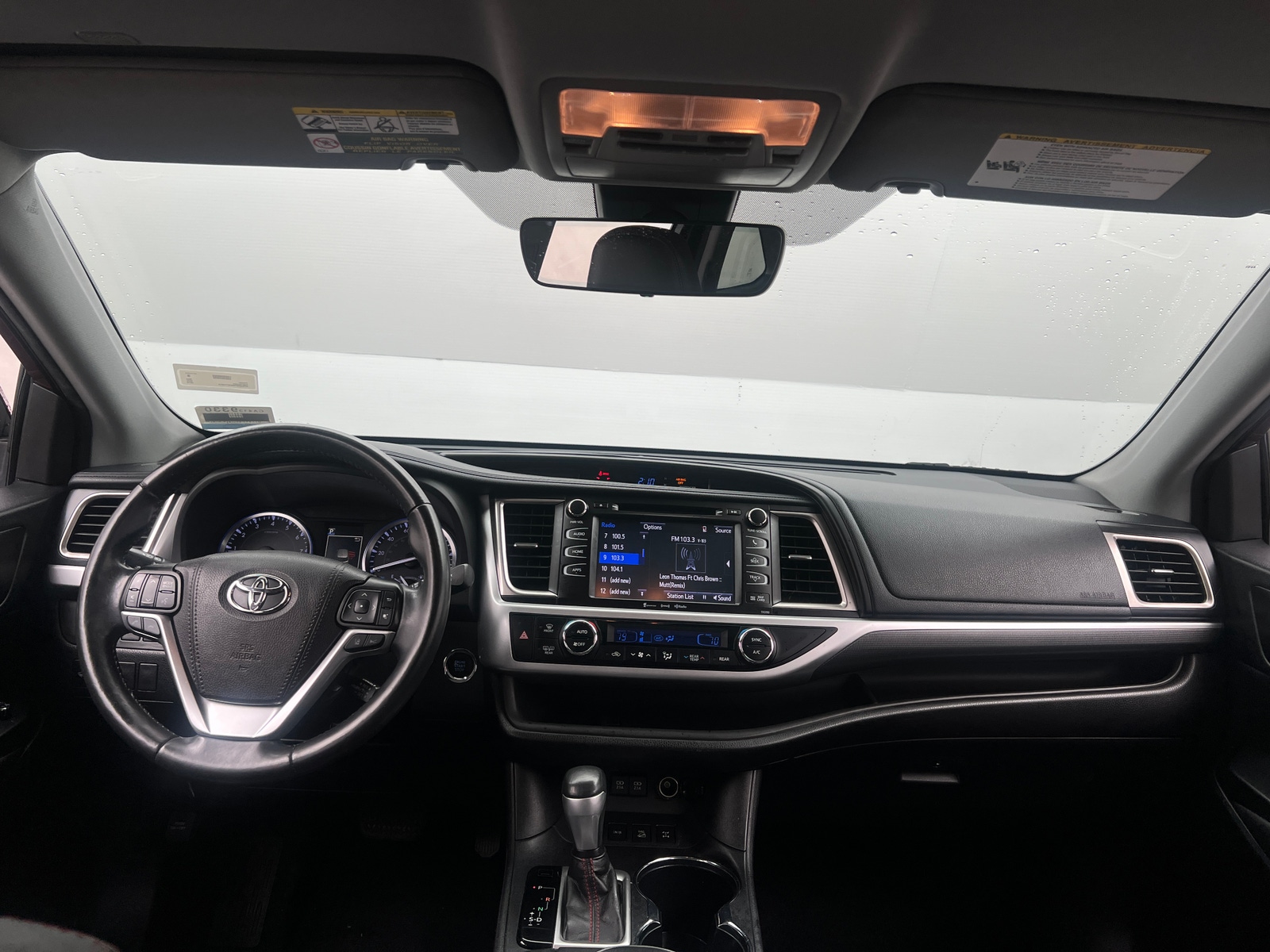 Thumbnail: 2019 Toyota Highlander - 2